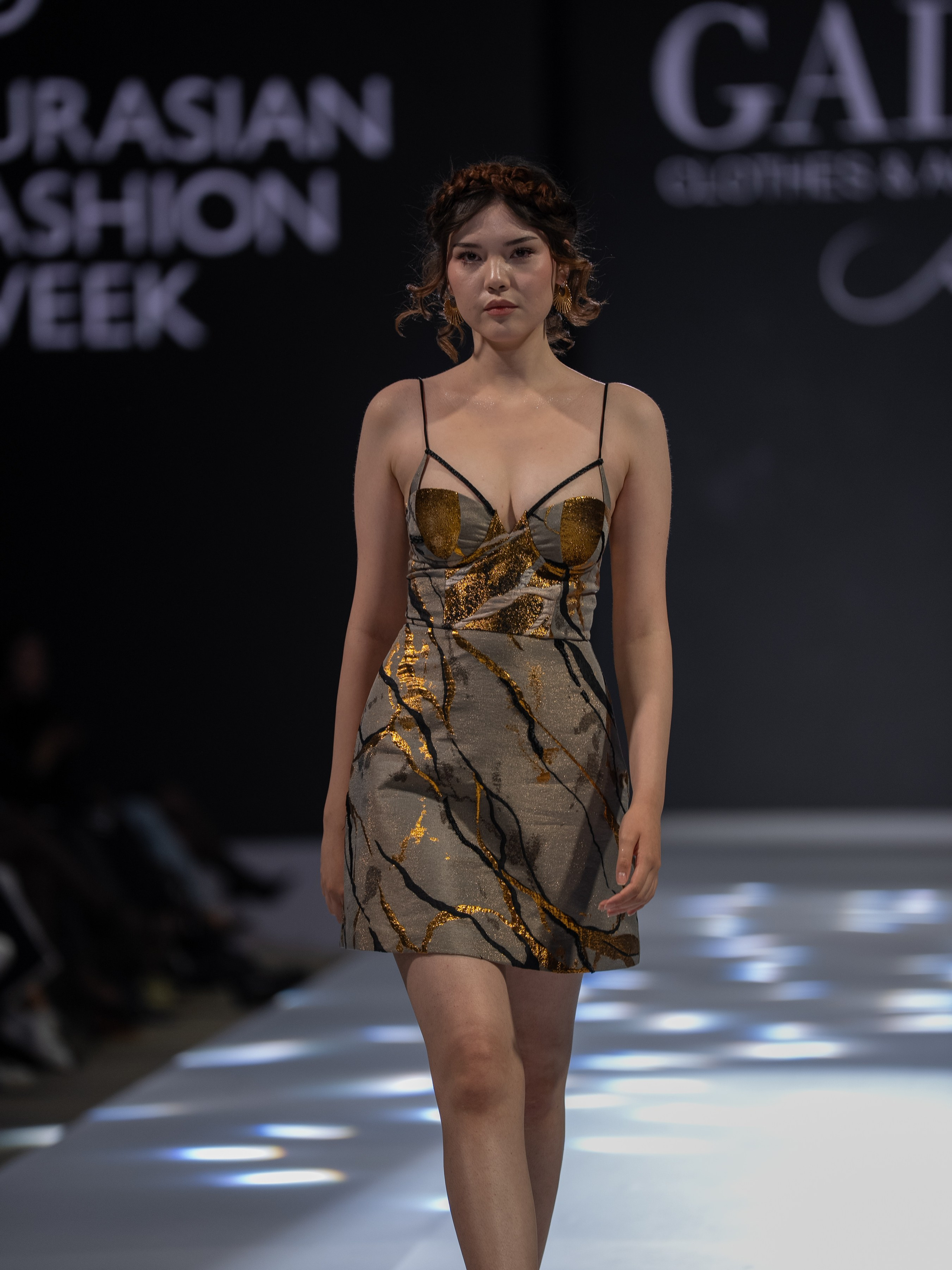 EURASIAN FASHION WEEK Galia. Сайт Алматинского НЮ АРТ, будуар и фэшн фотографа Дениса Карпенко