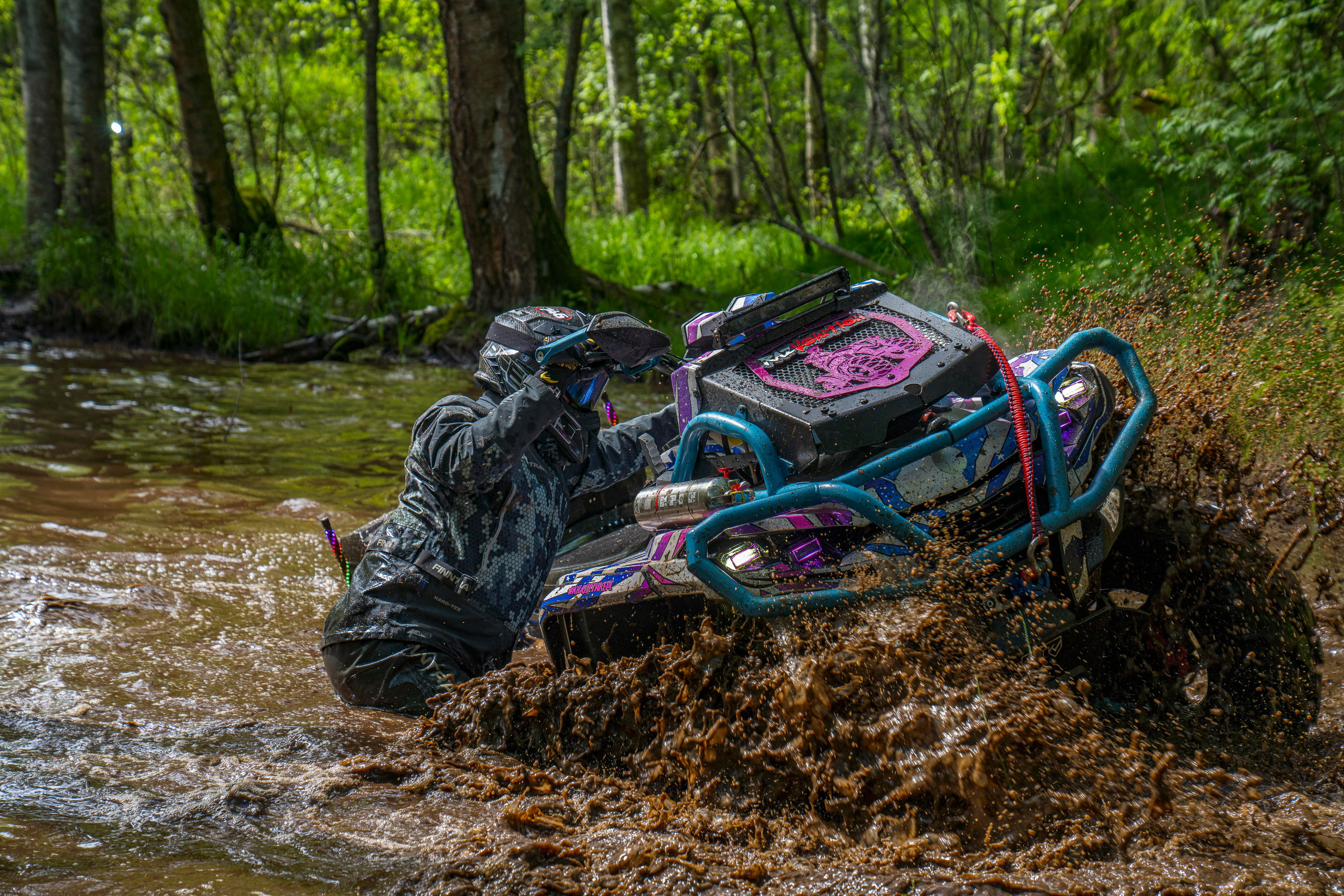 RazVolution. Графический дизайнер Илья Левченко