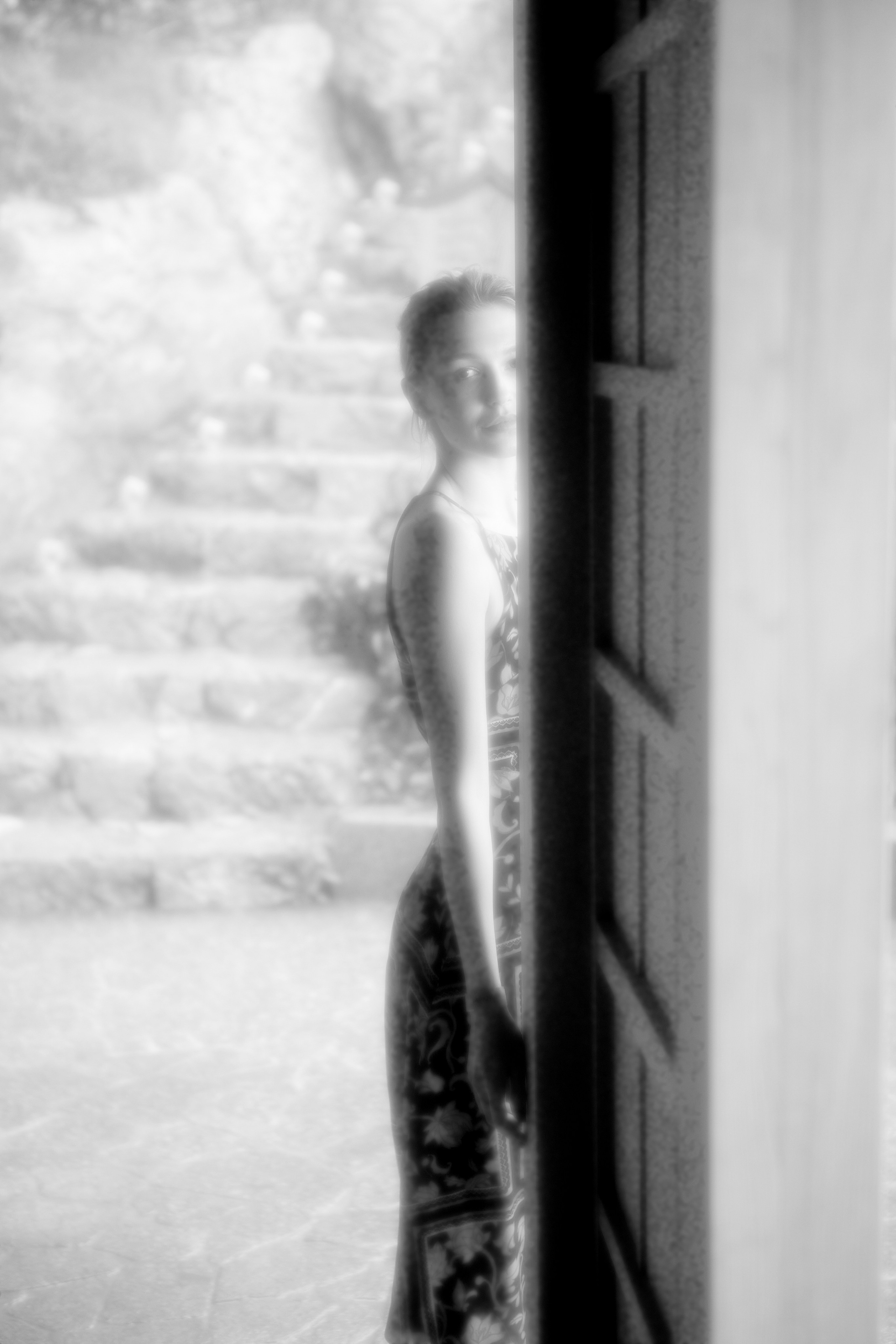 Raining in Japanese Garden. Fashion Photographer Oxana Chernomorets