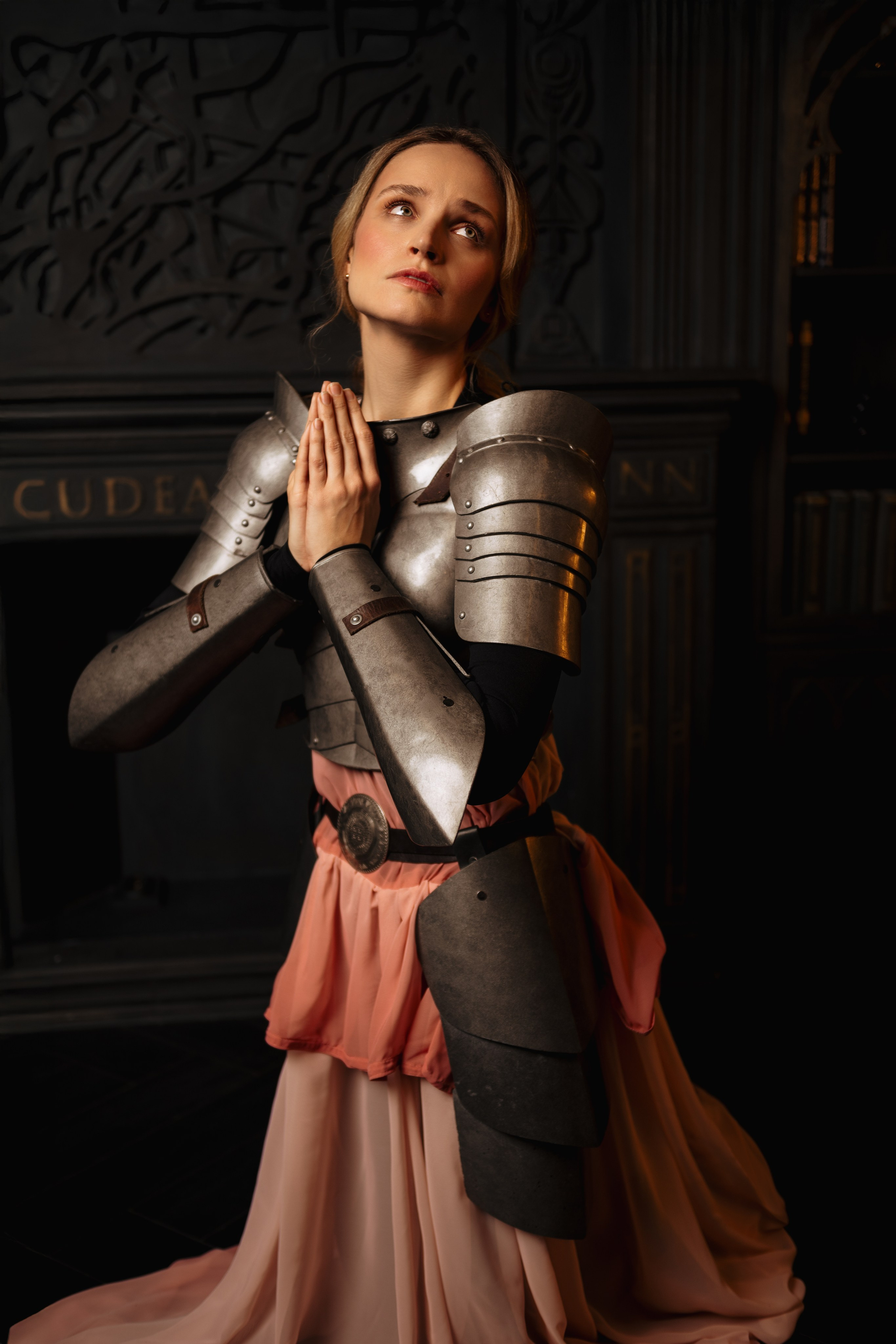 Арт-фотосессия в Москве под ключ. Портретный фотограф в Москве Артем Венглинский