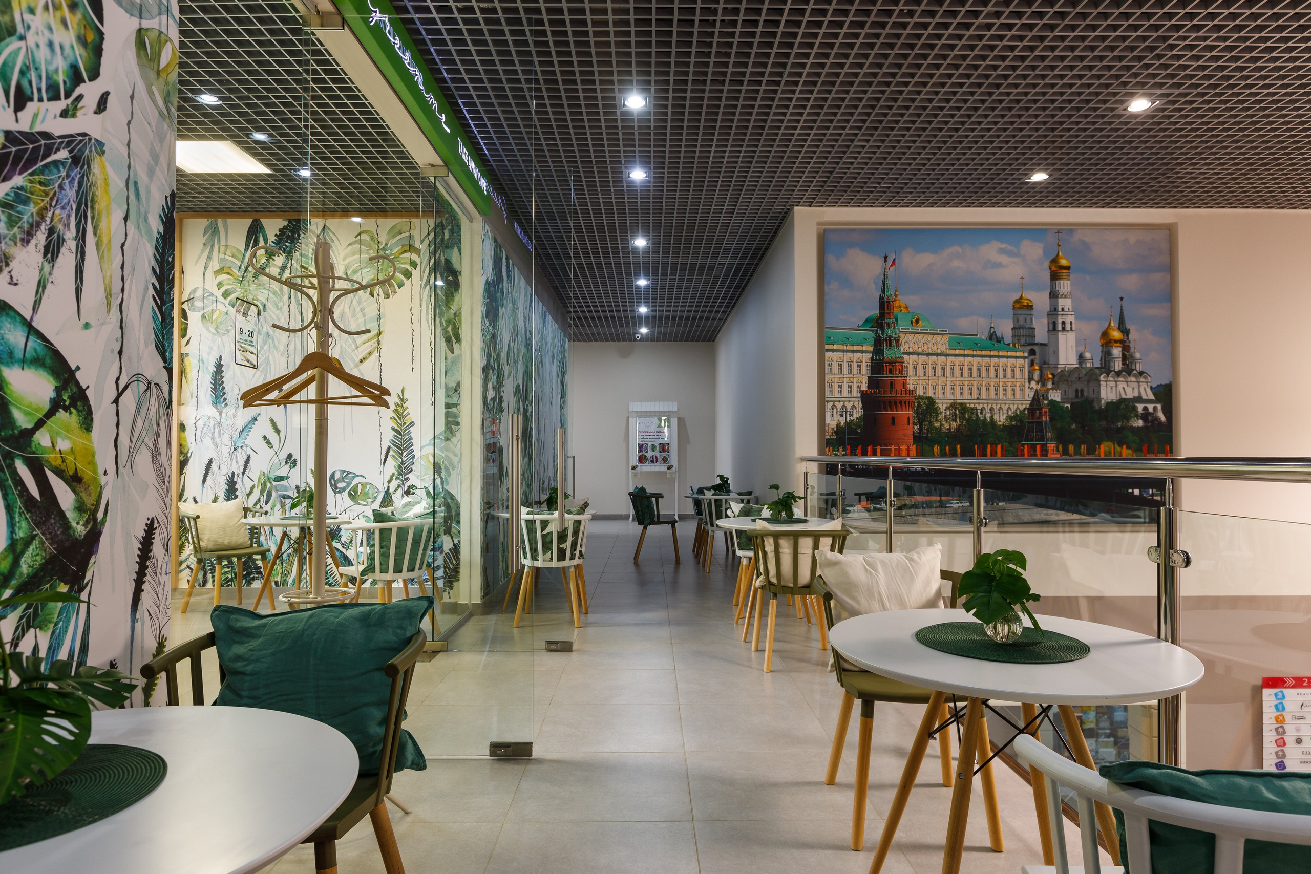 Фотосъемка торгового центра Покровский. Интерьерный фотограф в Москве Роман Потапов