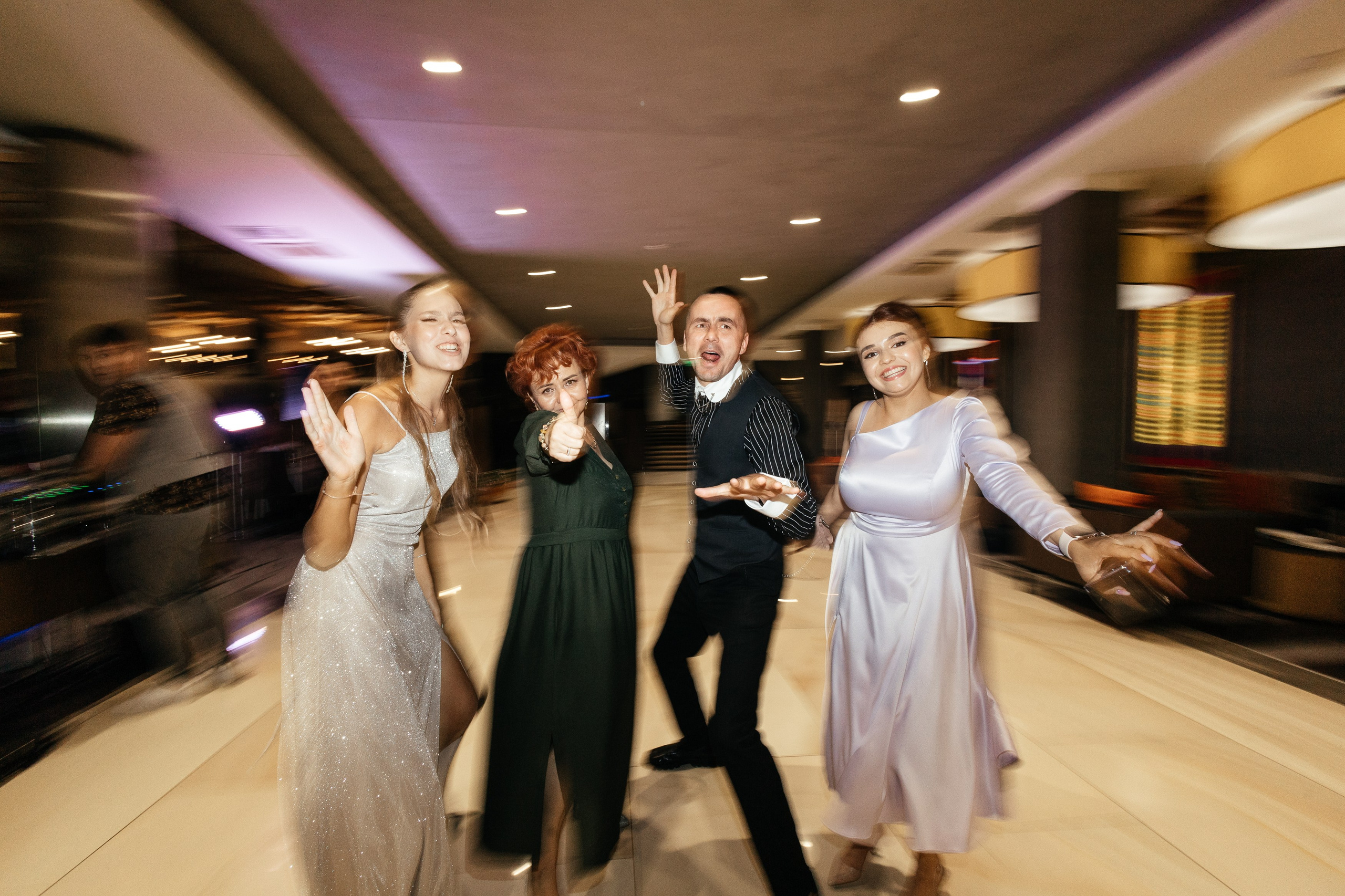 Свадебный фотограф Уфа — Руслан ГабдлисламовЖивые эмоции, красивые кадры, воспоминания на всю жизнь.Работаю по всей Республике Башкортоста. Свадебный фотограф Уфа Руслан Габдлисламов