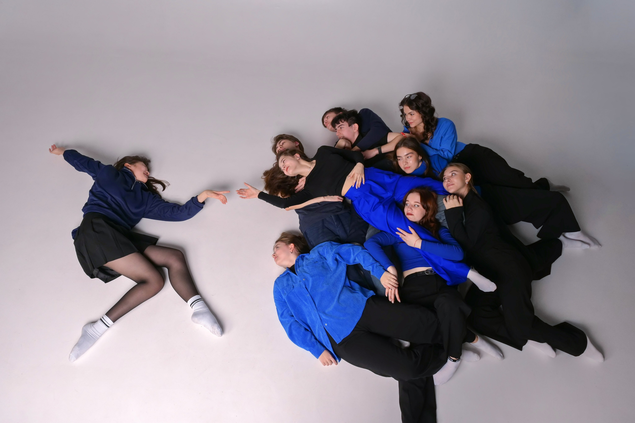 Фото из студии в Омске. Фото и видеосъемка в Омске | Выпускные альбомы