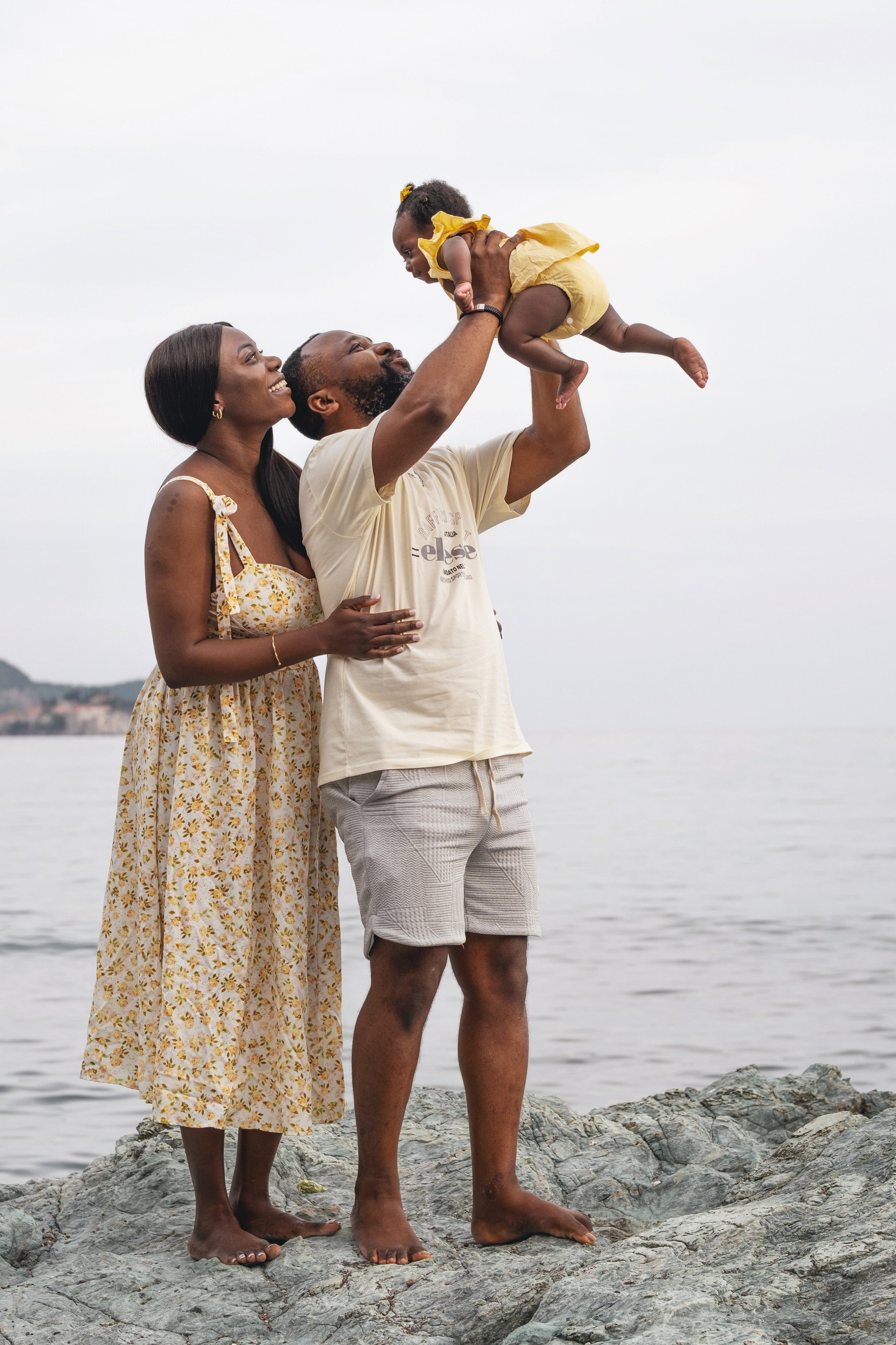 Семейная фотосессия в Будве. Семейный и свадебный фотограф в Черногории