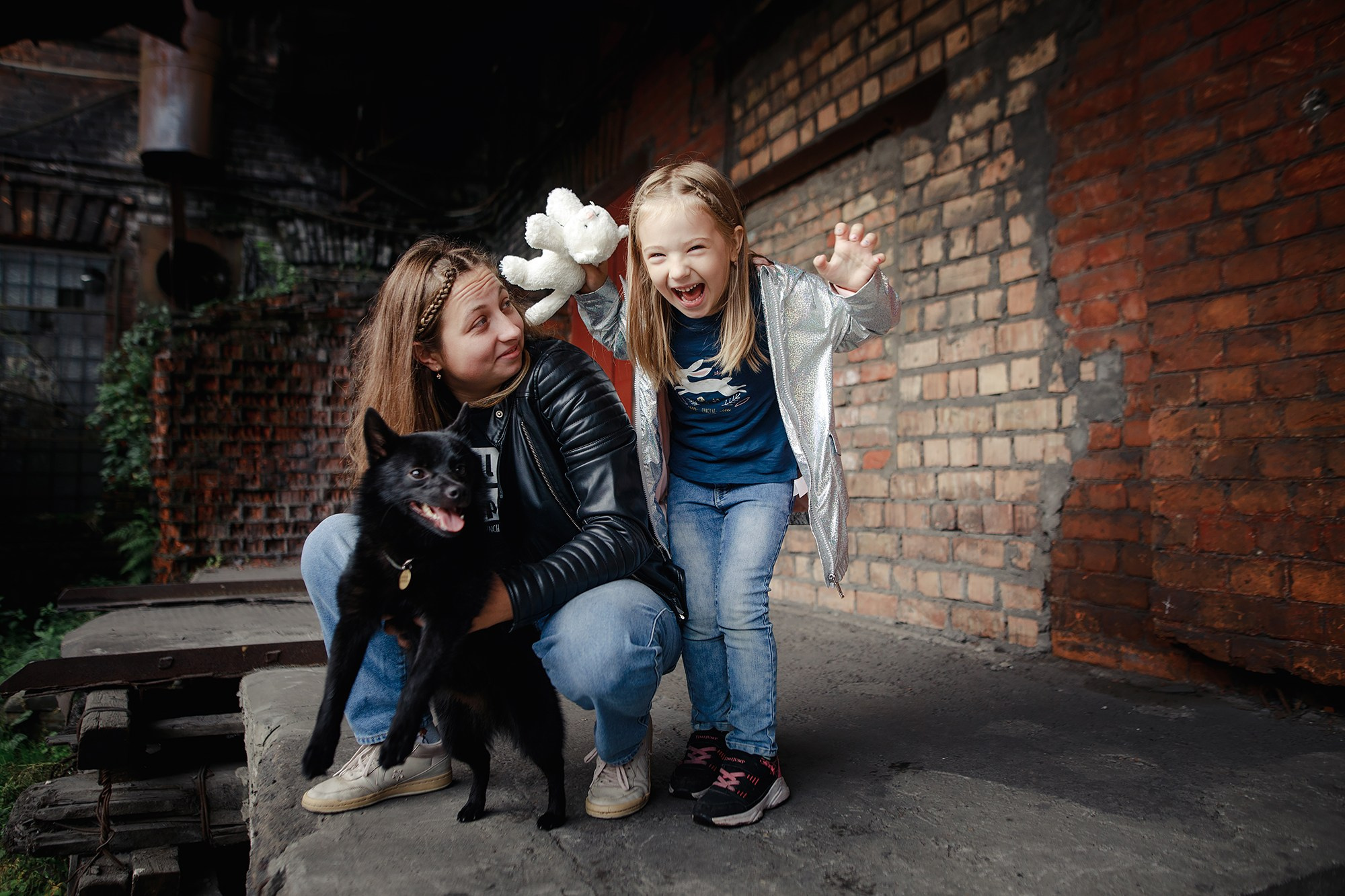 Саша, Маша и шипперке Йети. Фотограф-анималист Mary Mart — Москва, Питер