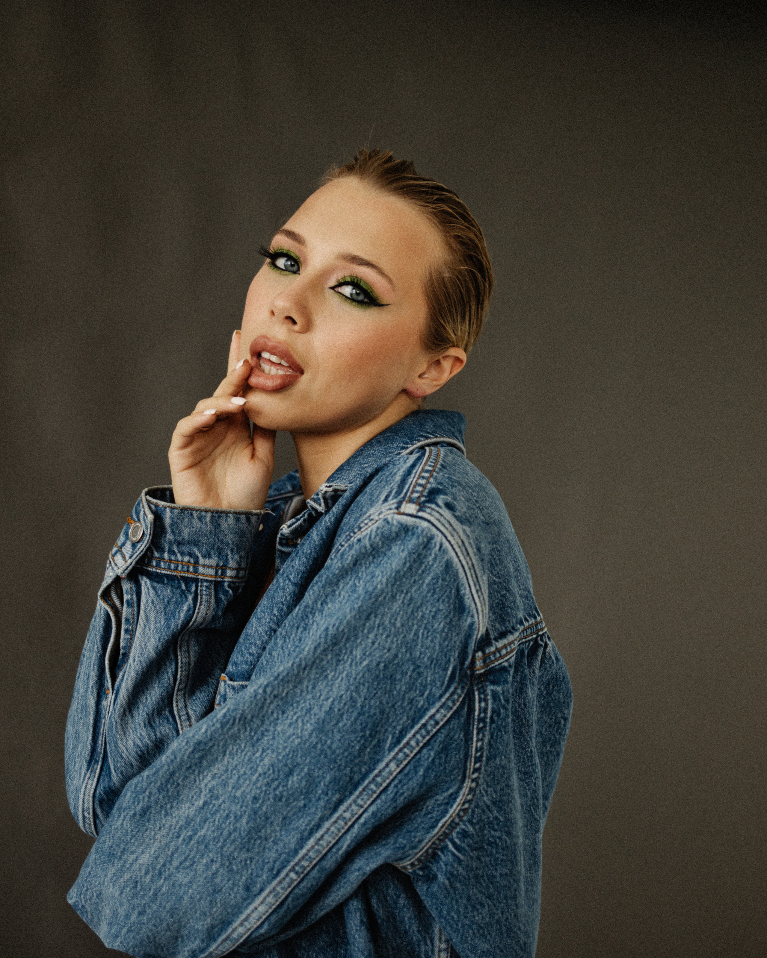 Dasha — Mua. Фотограф Андрей Куськало