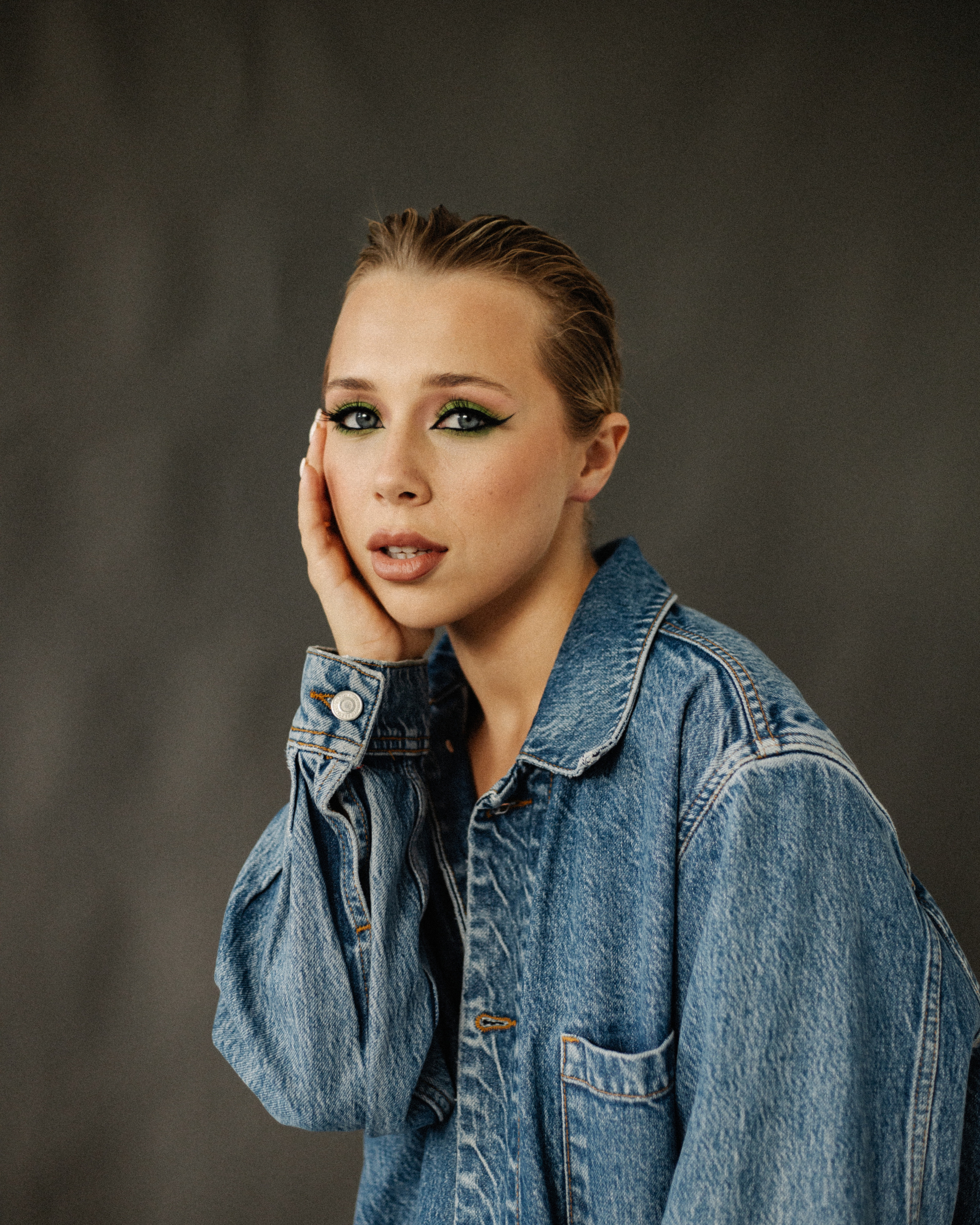 Dasha — Mua. Фотограф Андрей Куськало