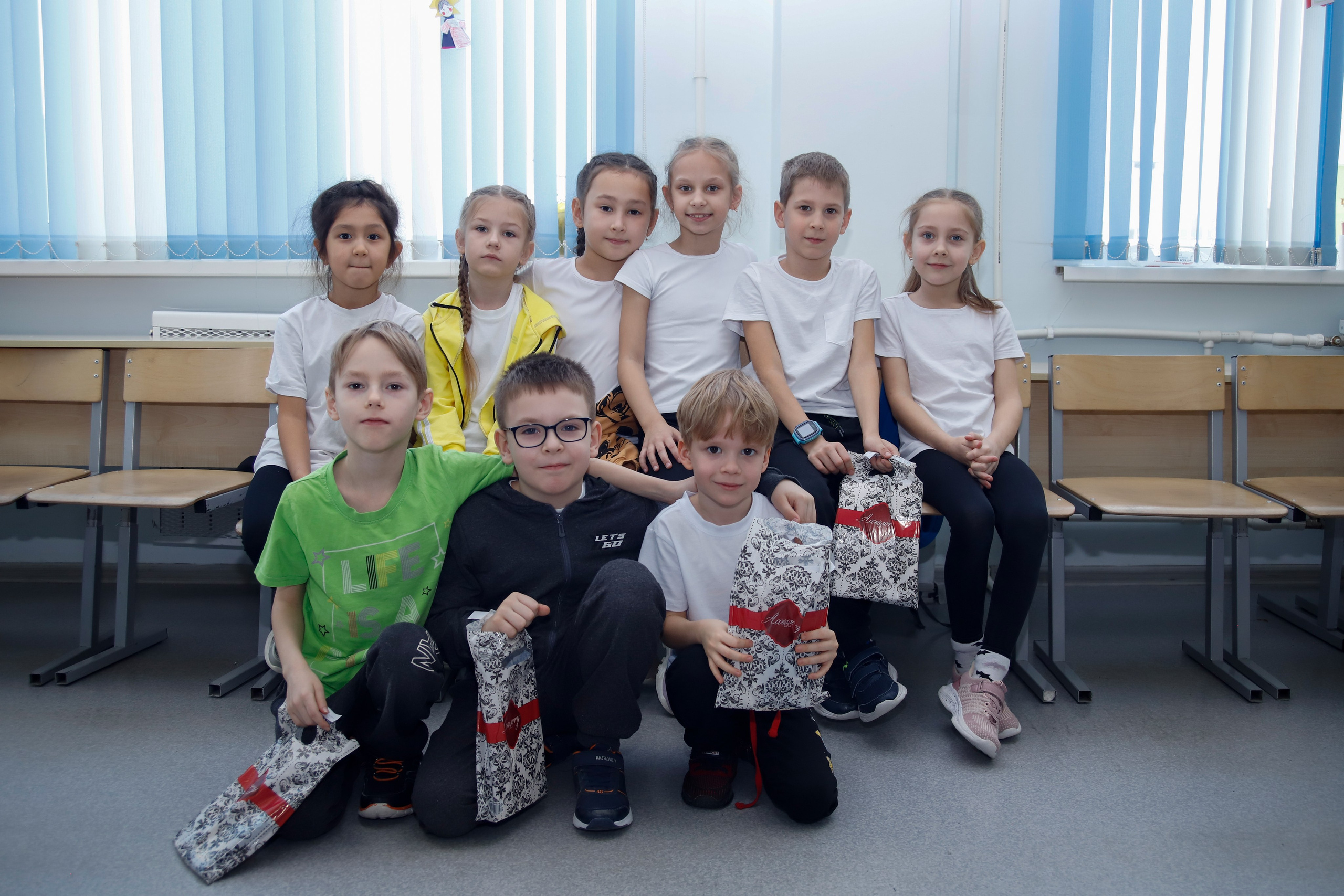 Цены на услуги фотографа для школ и детских садов. Студия выпускных альбомов и школьной фотографии «Идея» г. Оренбург