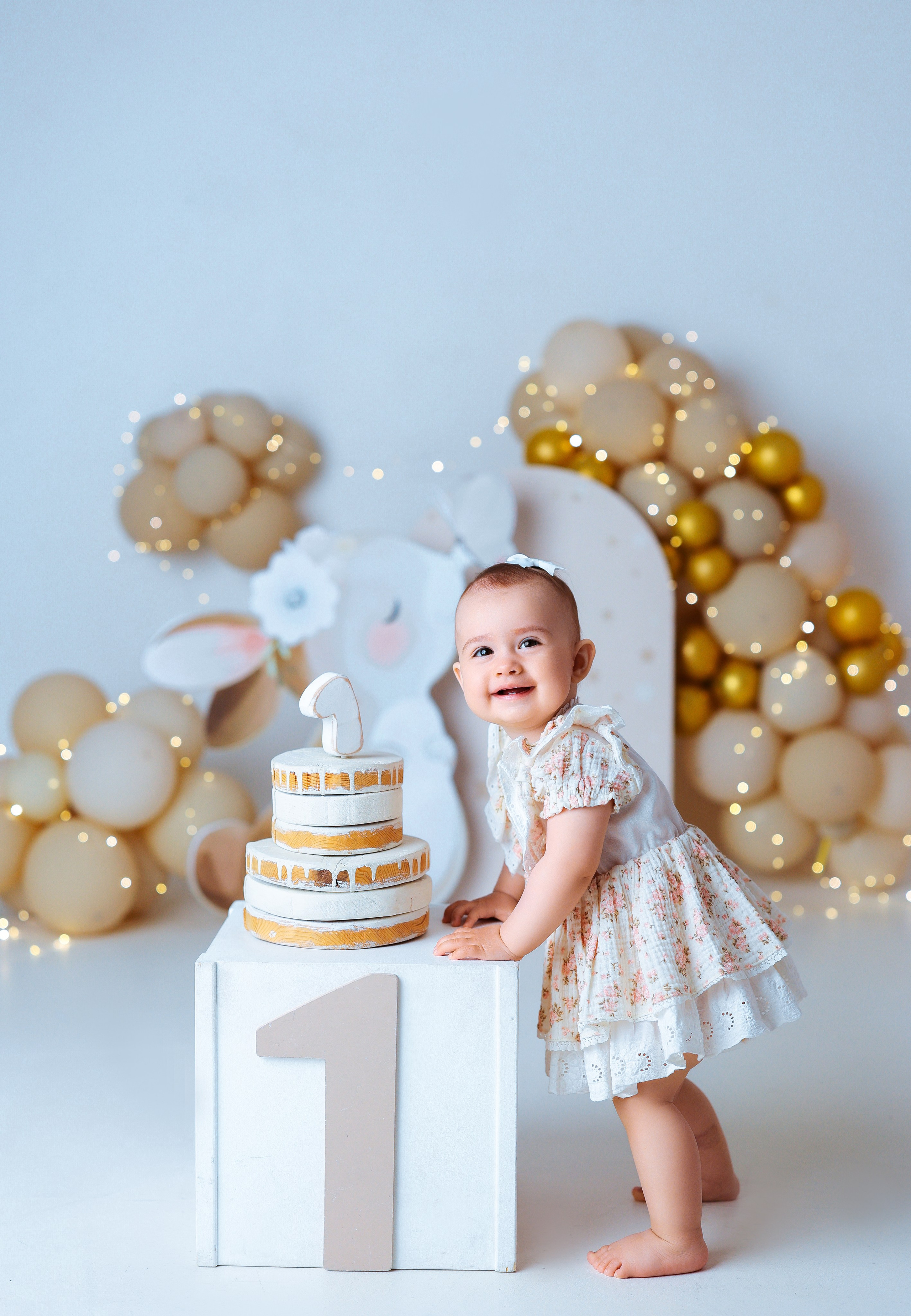 Студия MOMS. Добро пожаловать в мир моего творчества! Меня зовут Аня! Я детский и семейный фотораф!