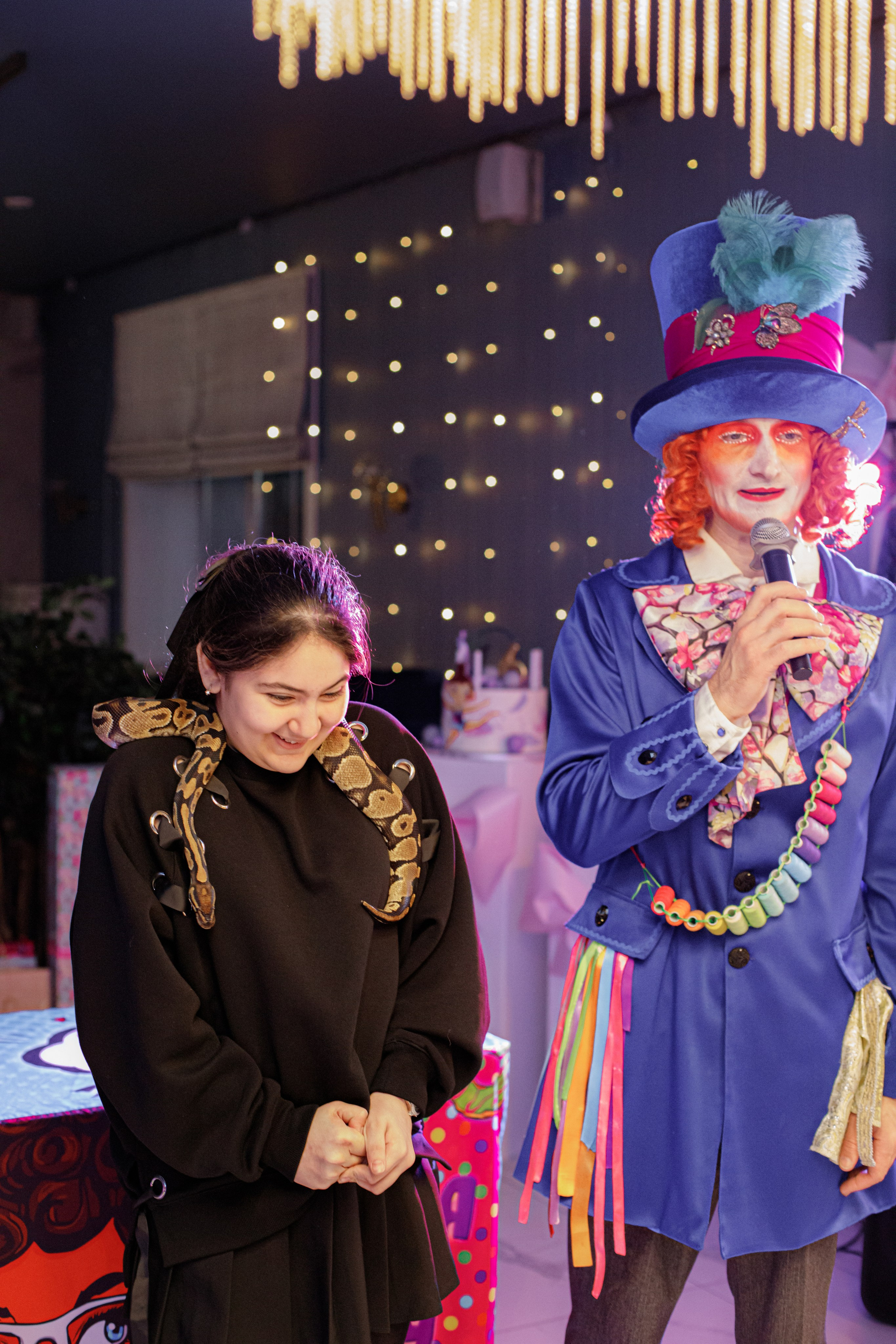 ASIA'S BIRTHDAY PARTY. Photokarish