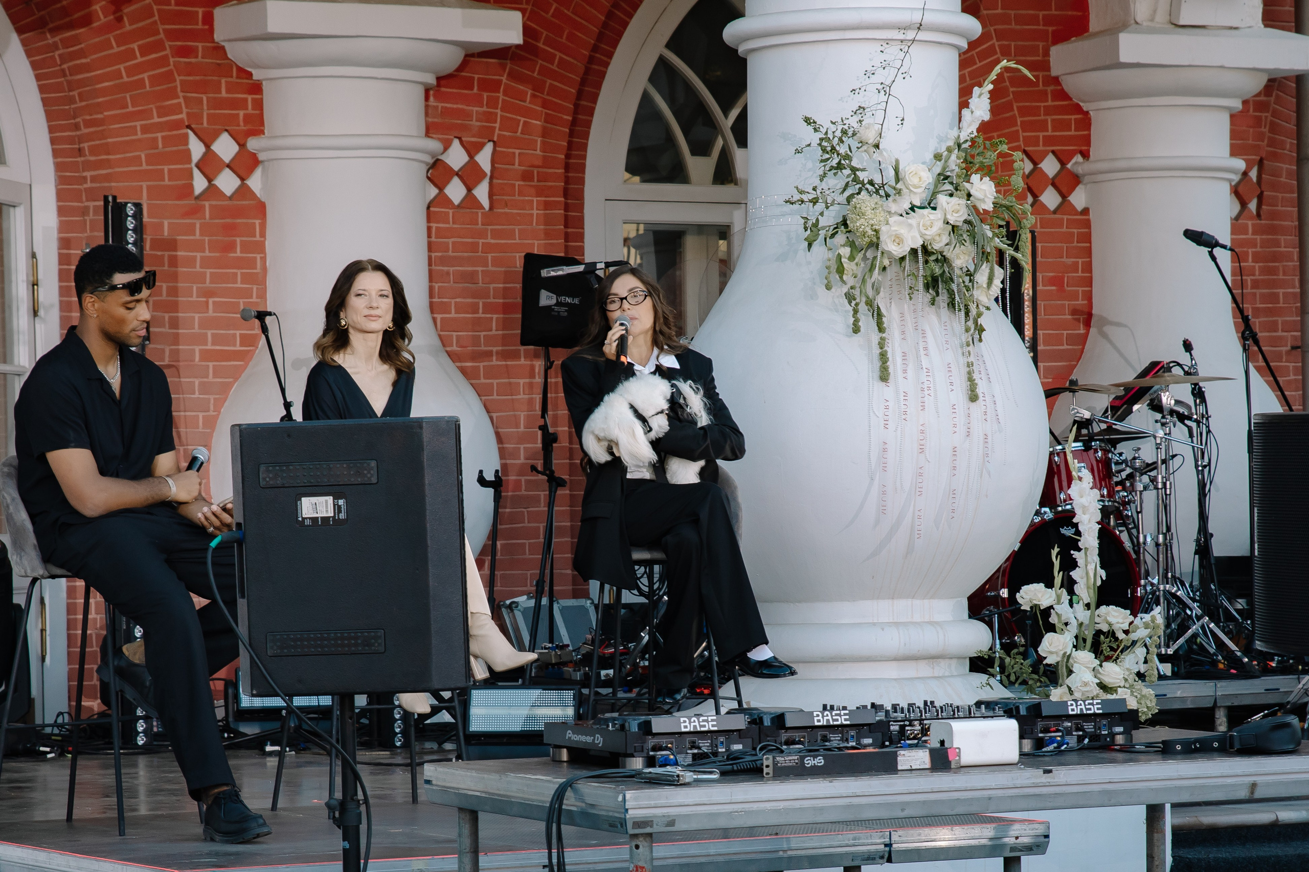 AESTHETIC ONLY в Петровском путевом дворце. Фотограф в Москве Яна Полосина