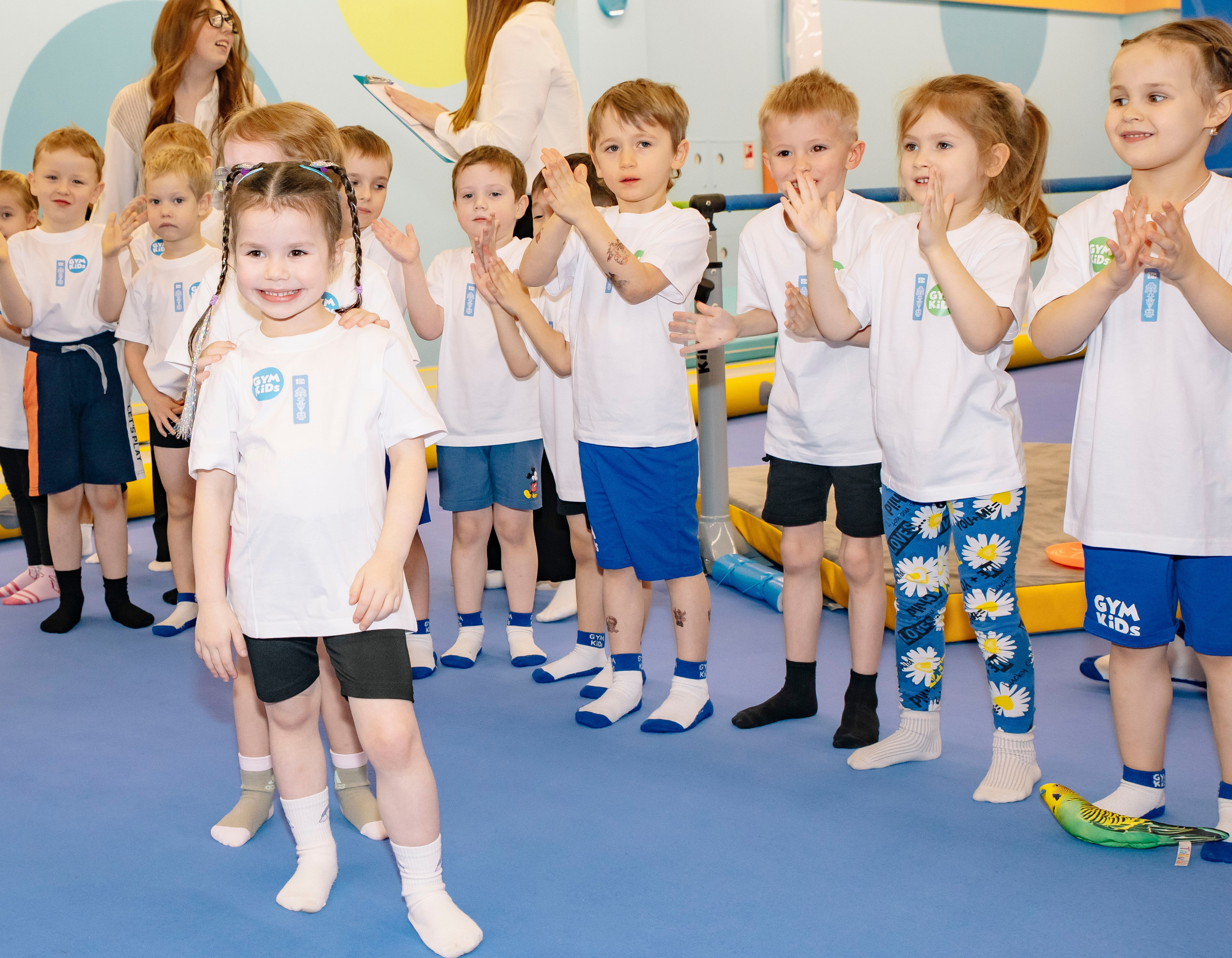 Соревнования по гимнастике в Gymkids Чертаново. Профессиональный фотограф в Москве | Заказать фотосессию и съемку