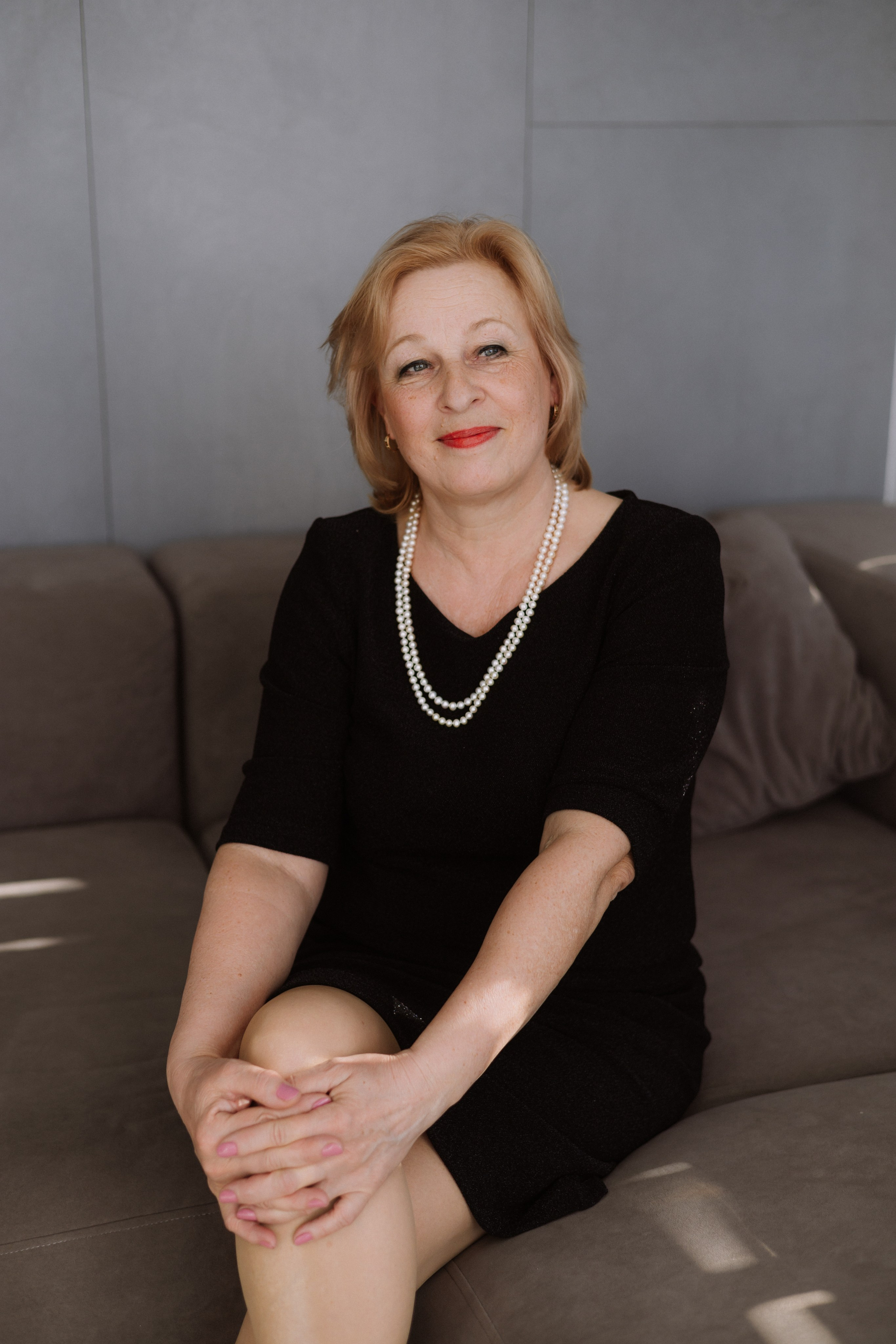 Студийная. Большая семья. Фотограф Уфа Башкирия Мухаметянова Алина. Свадебный семейный портретный