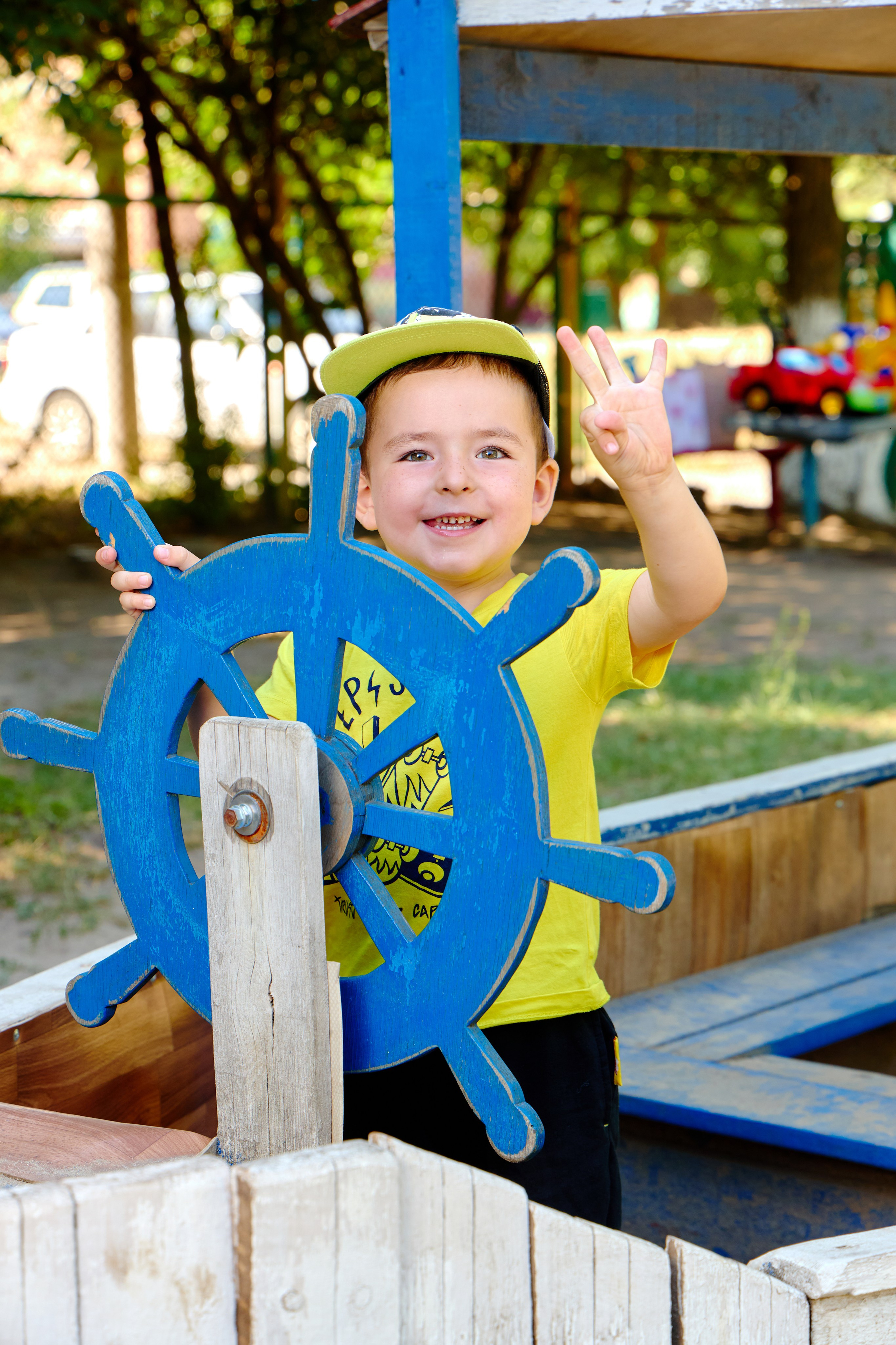 Пример летней съёмки в детском саду № 92 младшая группа Ромашки. Фотограф Выпускные альбомы Таганрог Сергей Коробченко