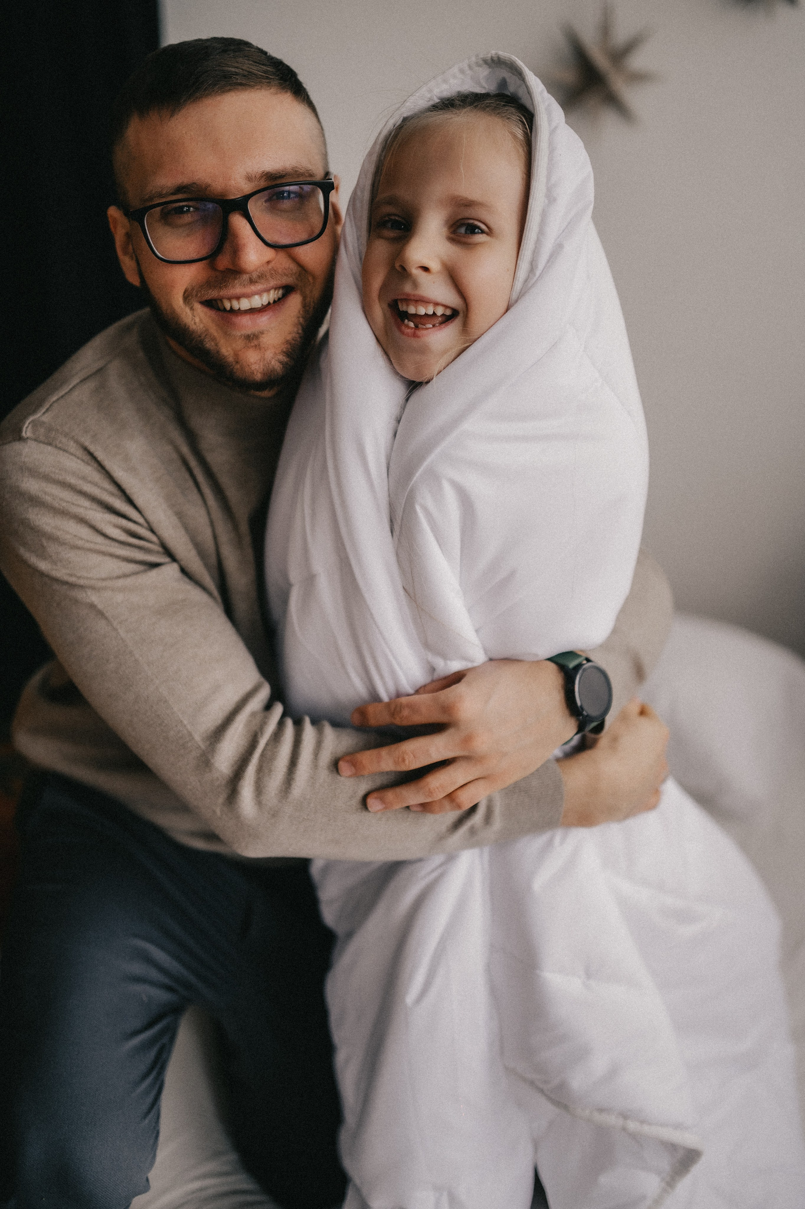 Коля, Таня и Мира в студии Каприфоль. Семейный и свадебный lifestyle-фотограф в Москве Мария Петрова