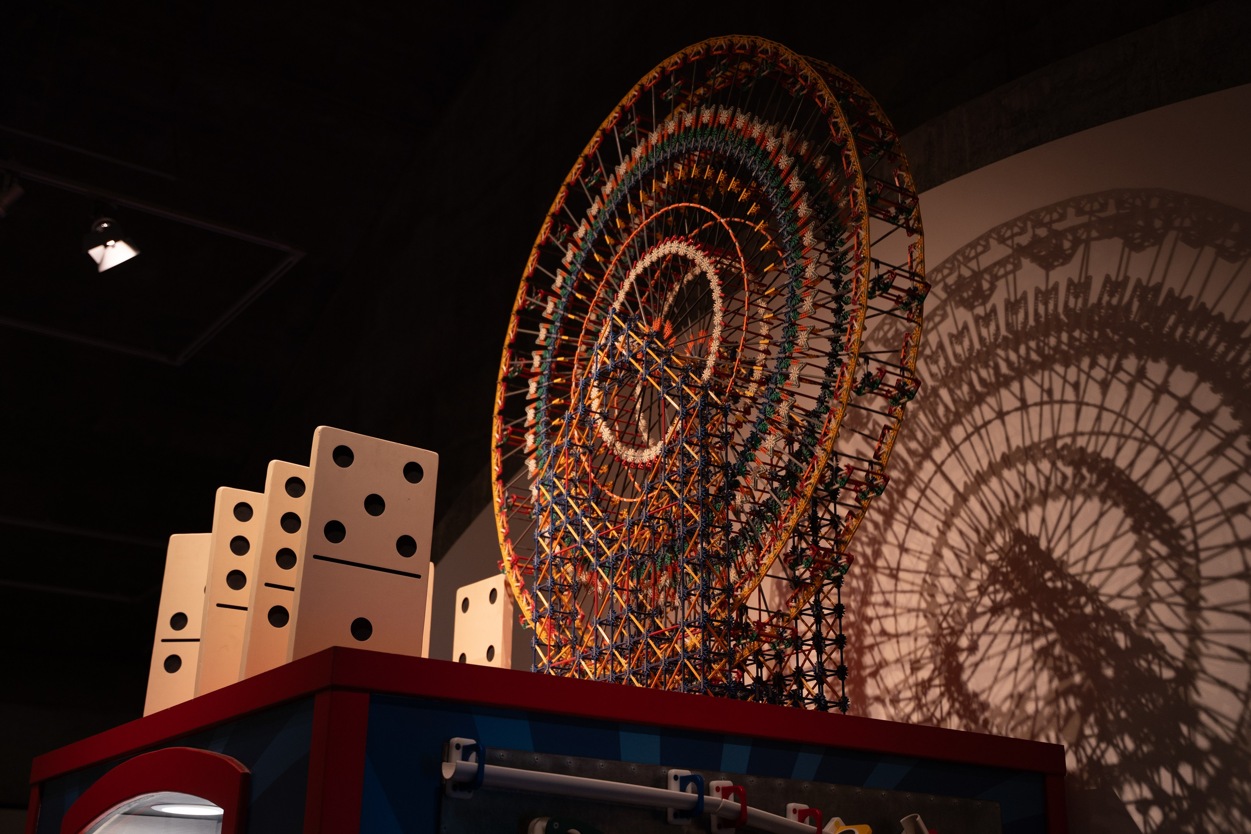 Took root. Wedding & engagement photographer in Seattle, WA. Tania Maureira