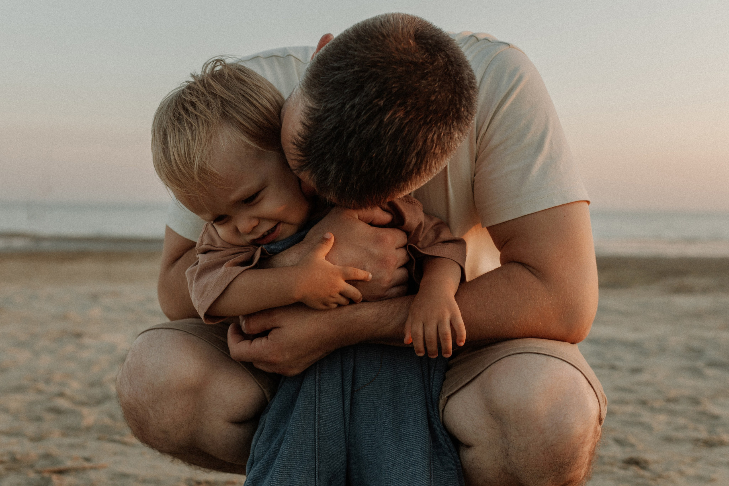 Трое у реки, не считая фотографа. Семейный фотограф в Краснодаре Яна Морева