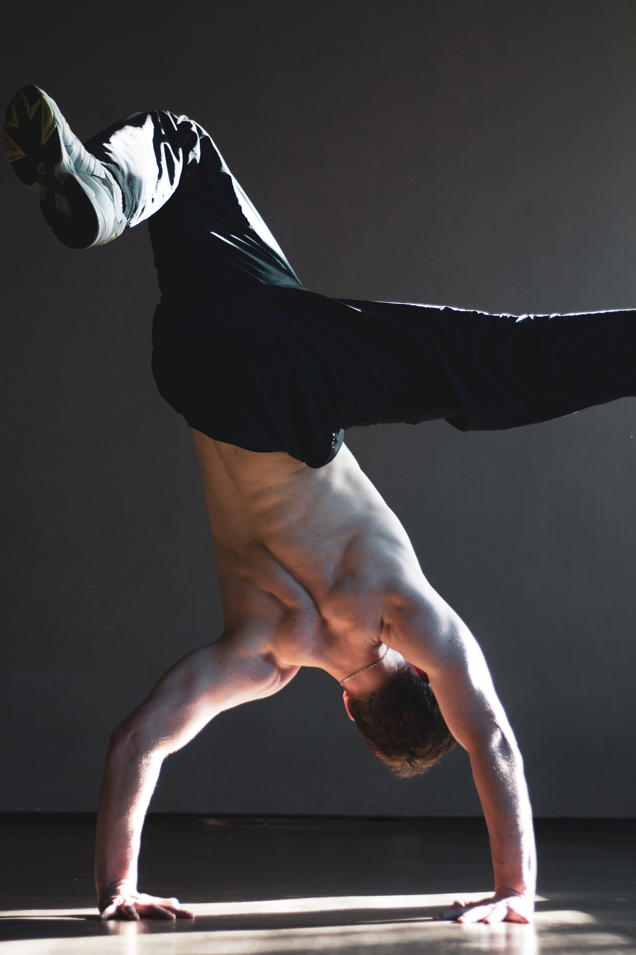 Портретная съемка — Михаил. Портретный фотограф в Орле. Готовые фото за 3 дня! Помощь в позировании. Советы по организации