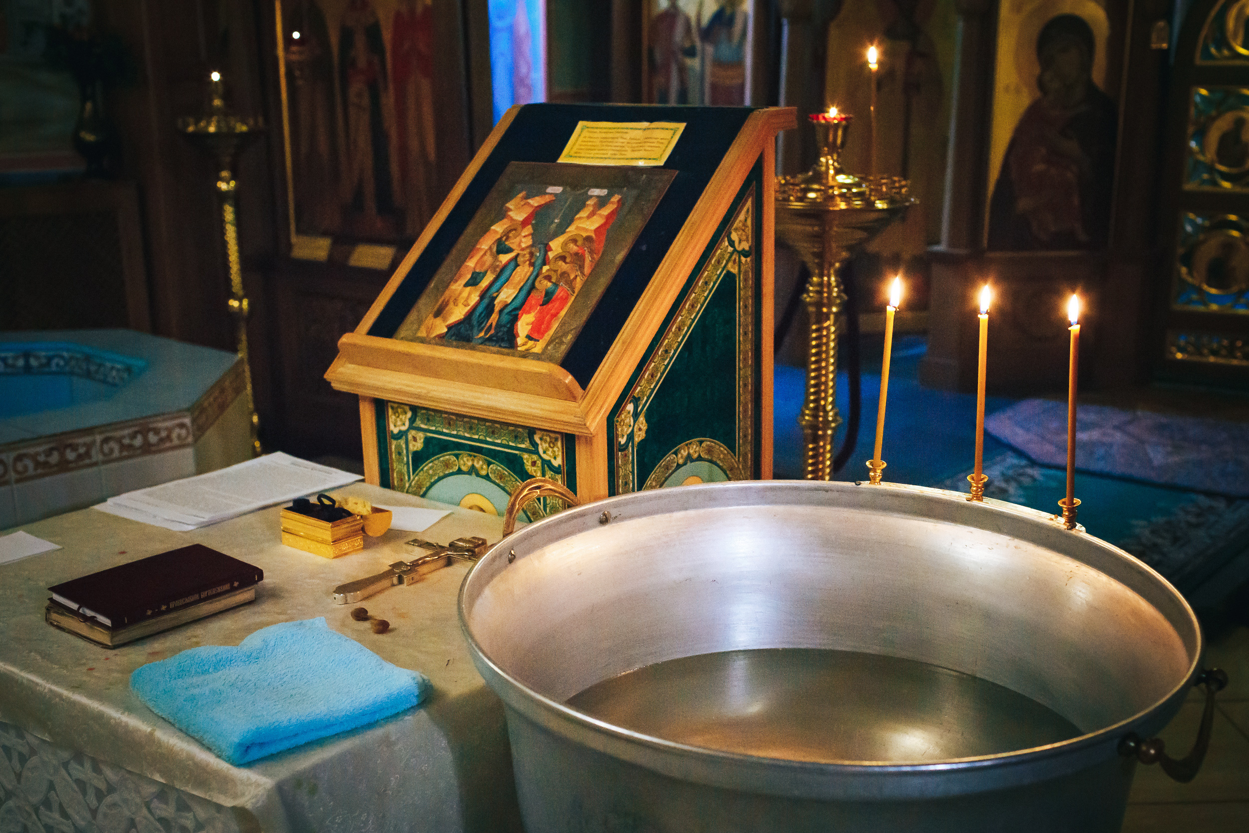 Фотограф на крещение в Щелково, Крещение в Щелково в Троицком соборе