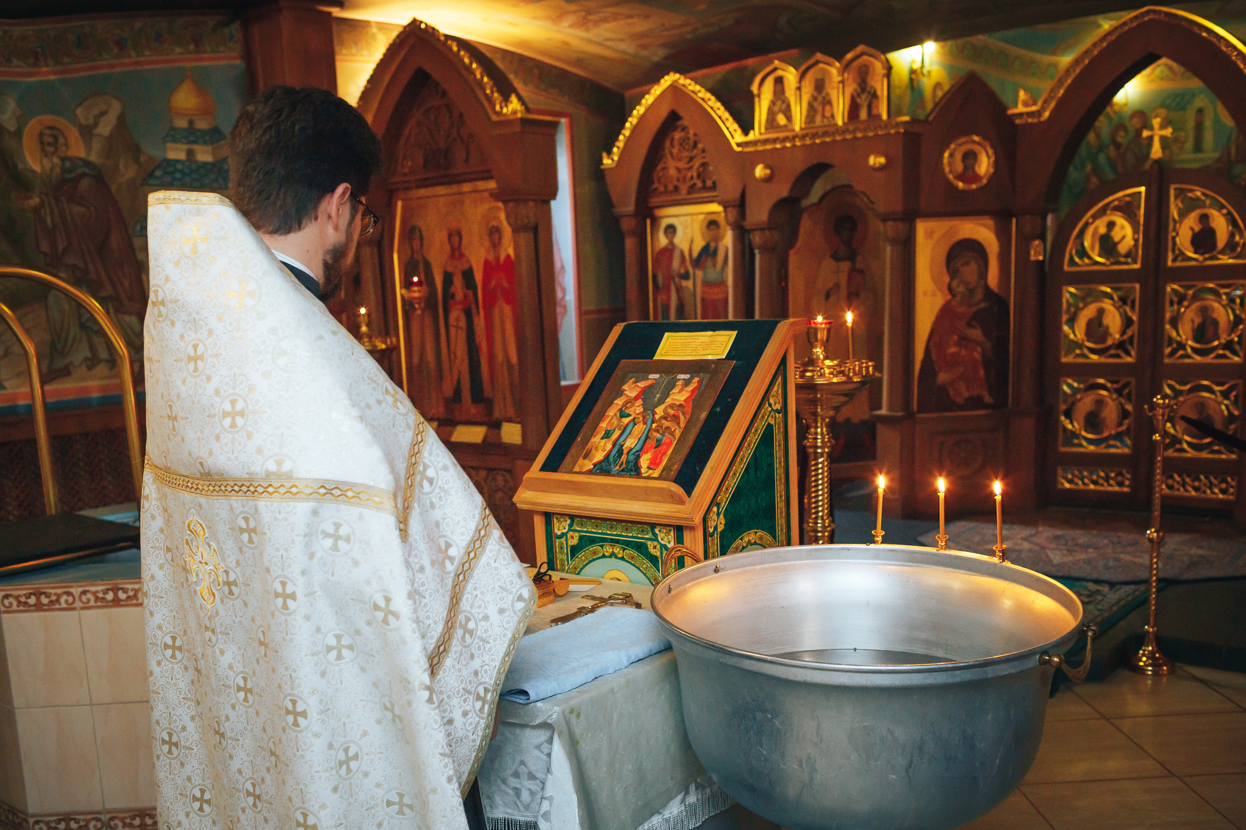 Фотограф на крещение в Щелково, Крещение в Щелково в Троицком соборе