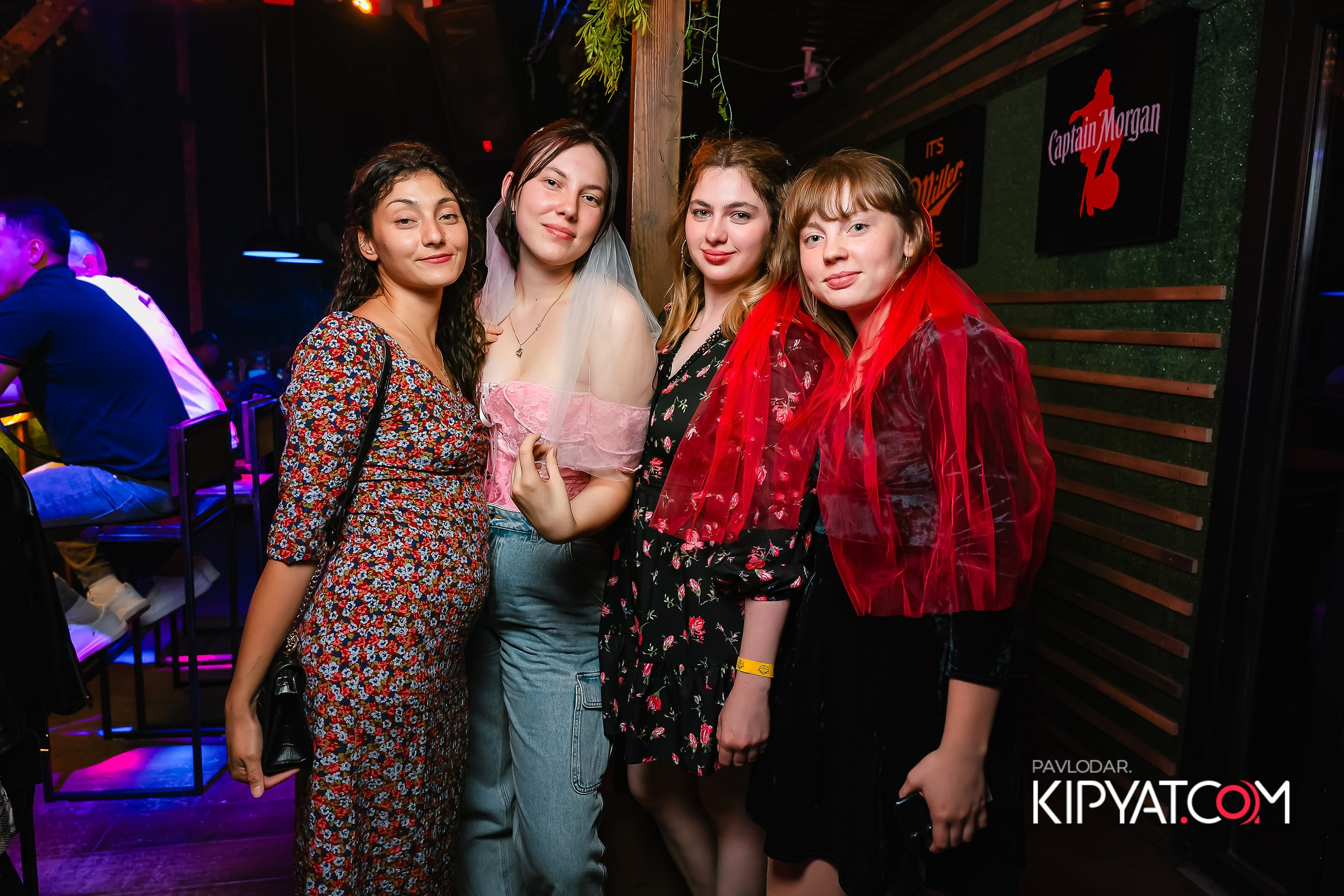 Garage. Кипятком Павлодар