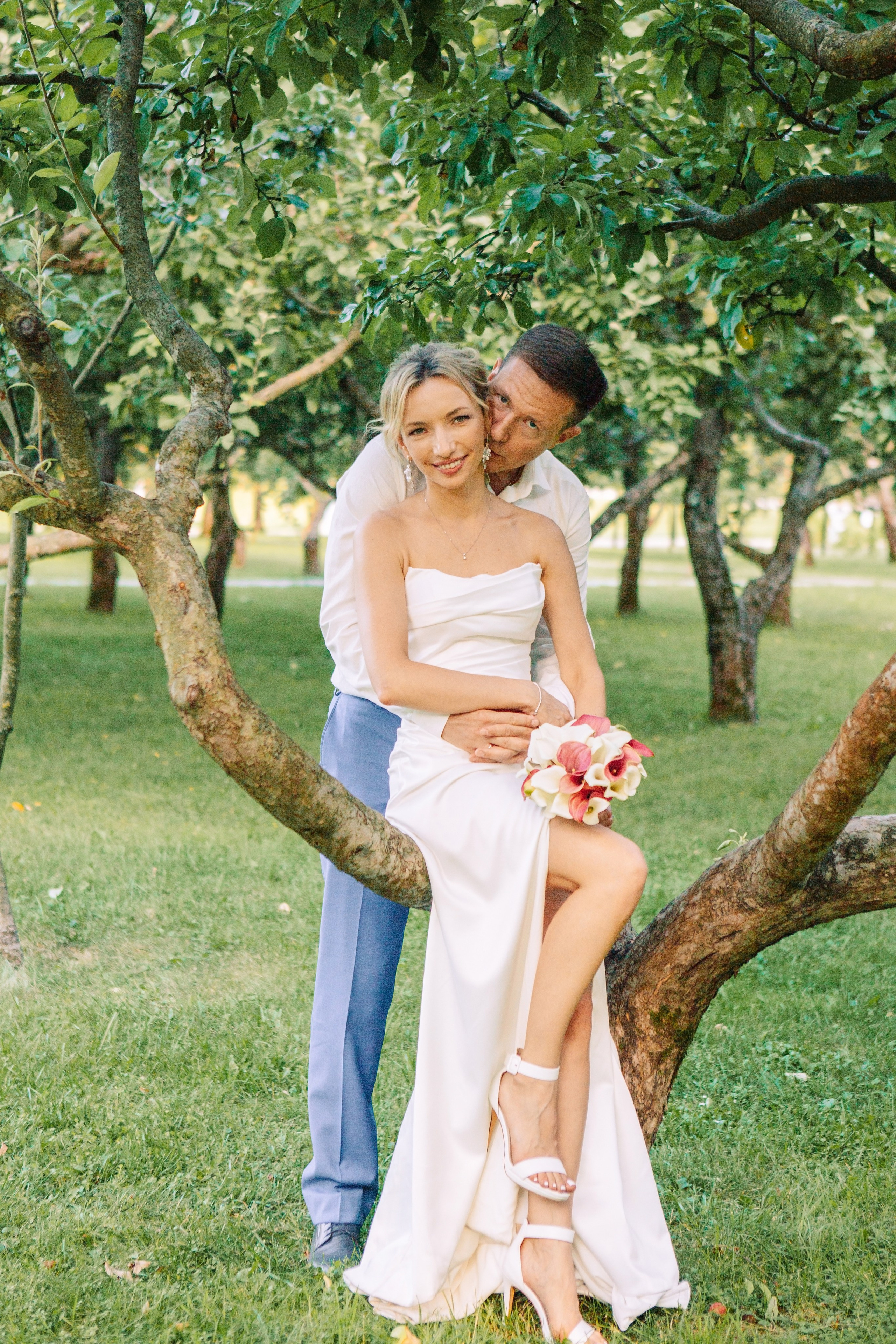 Утро невесты и фотосессия в гостинице radisson collection hotel moscow бывшая гостиница украина. Фотограф Ольга Ефремова