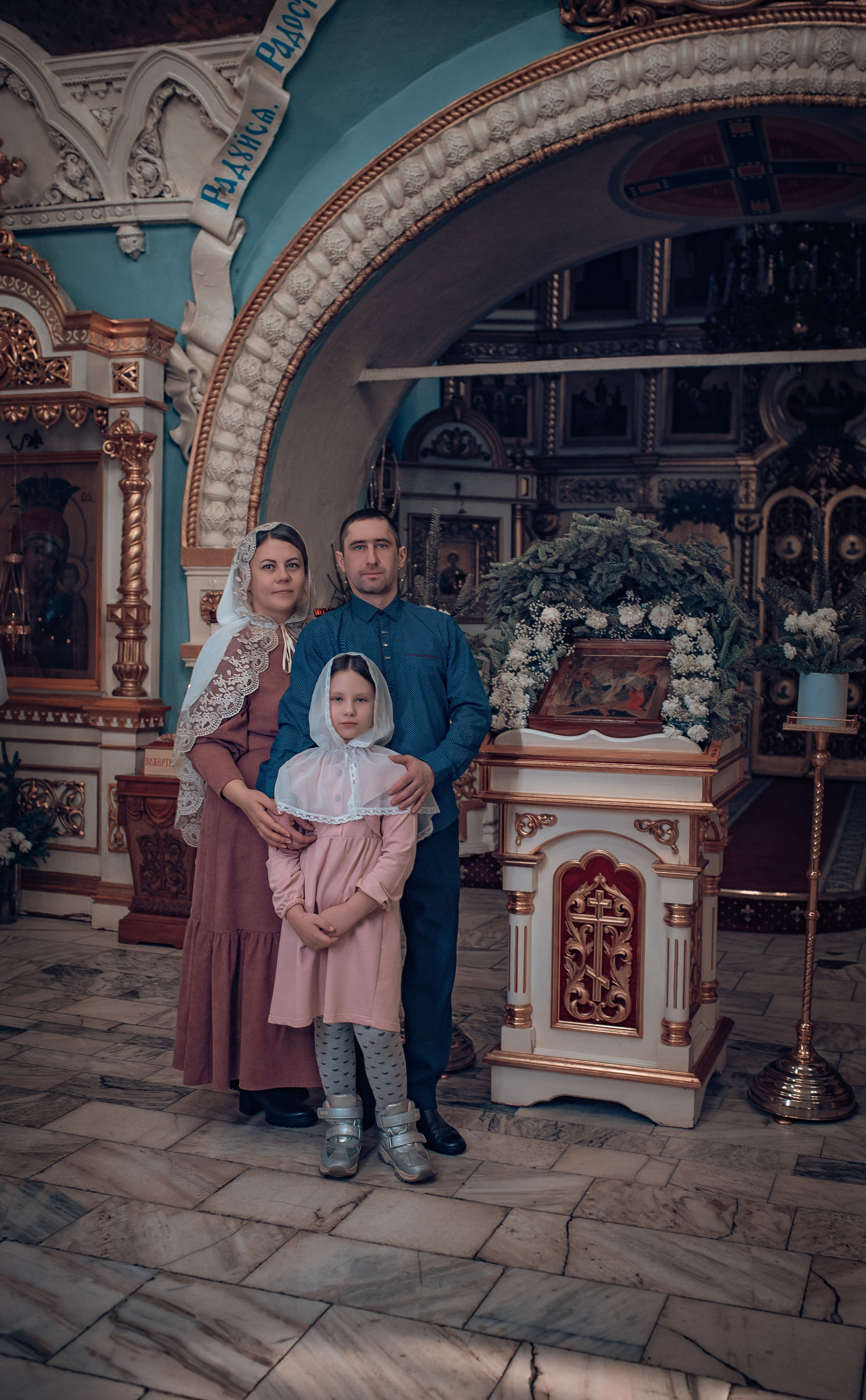 Крещение Розы в Покровском кафедральном соборе. Фотографы крещения/венчания  Красноярск Татьяна и Вячеслав Переваловы