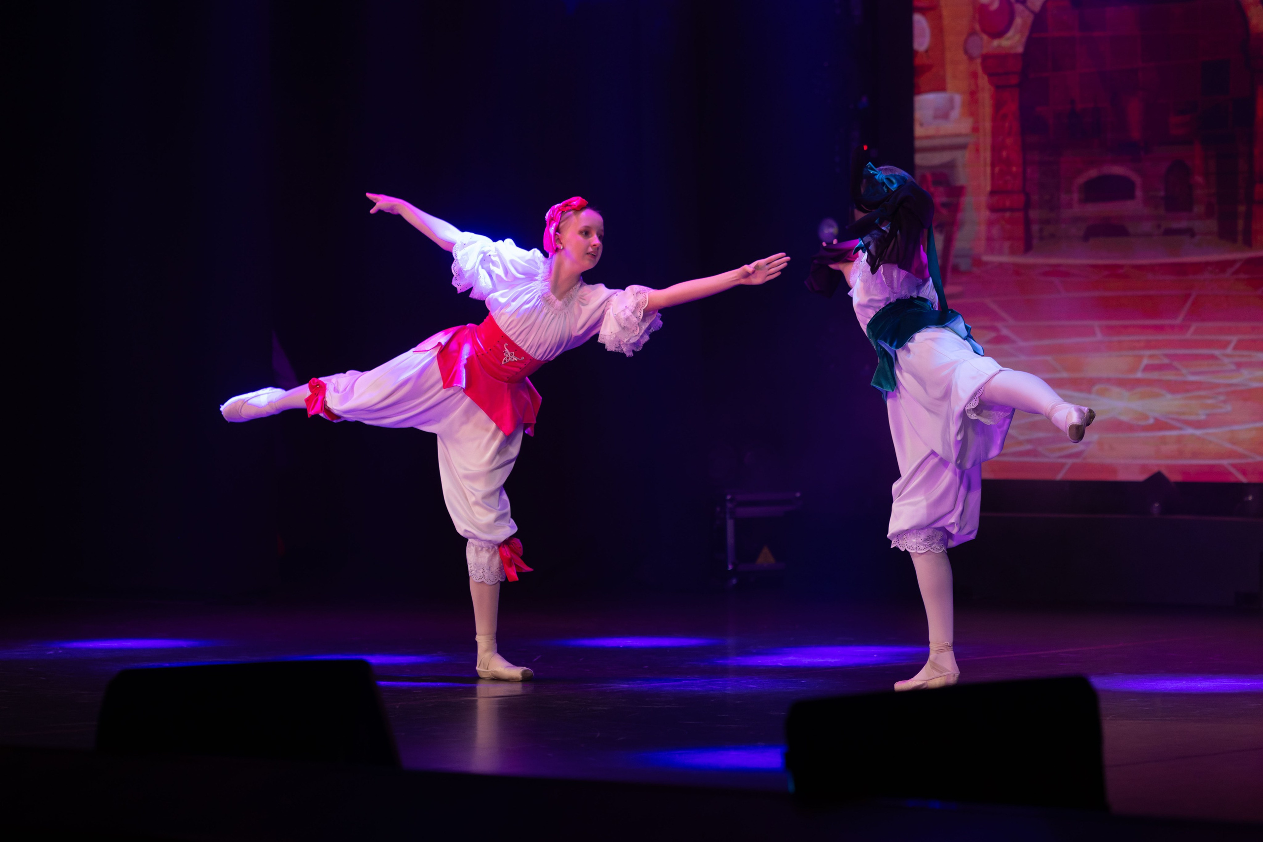 Дк Воровского отчетный концерт. Семейный и детский фотограф Анна Петракова