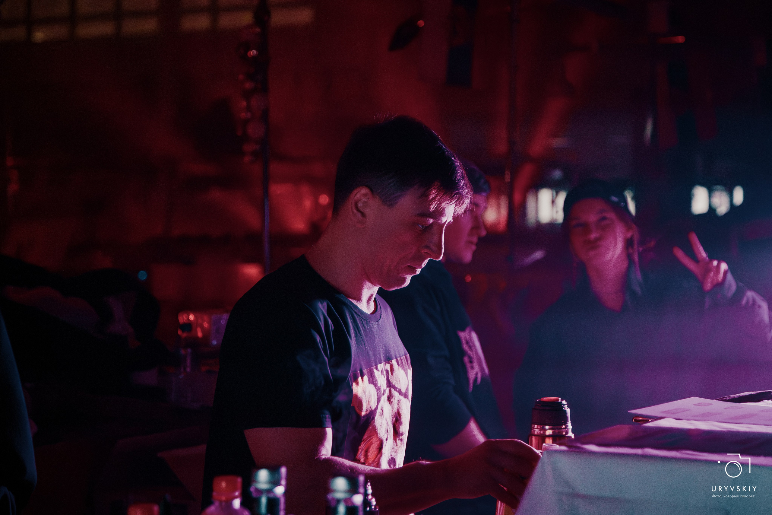 Рейв на Центральном рынке. Игорь Урывский. Фотограф Красноярск