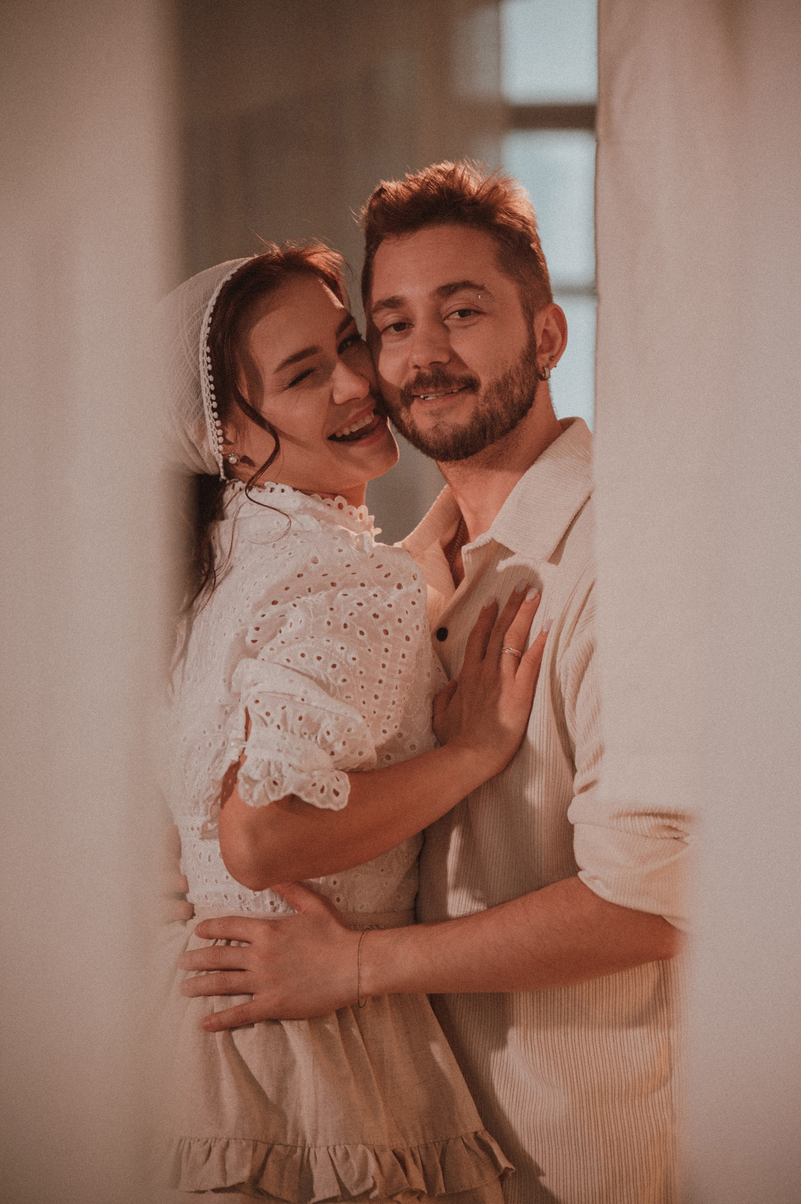 Цветы на подоконнике. Свадебный фотограф в Рязани Дзюрак Елизавета