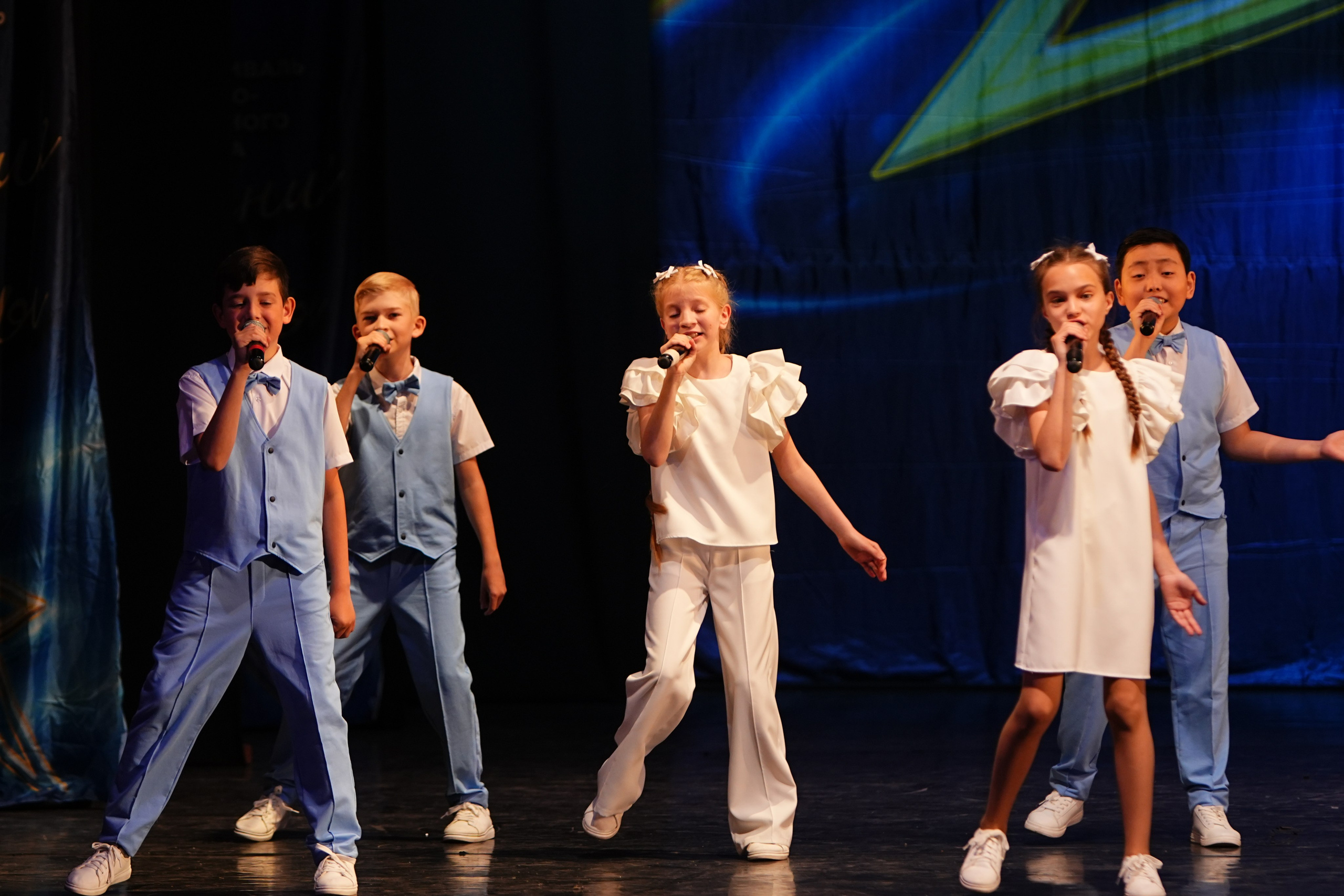 1 июня, г. Великий Новгород. Золотое яблочко