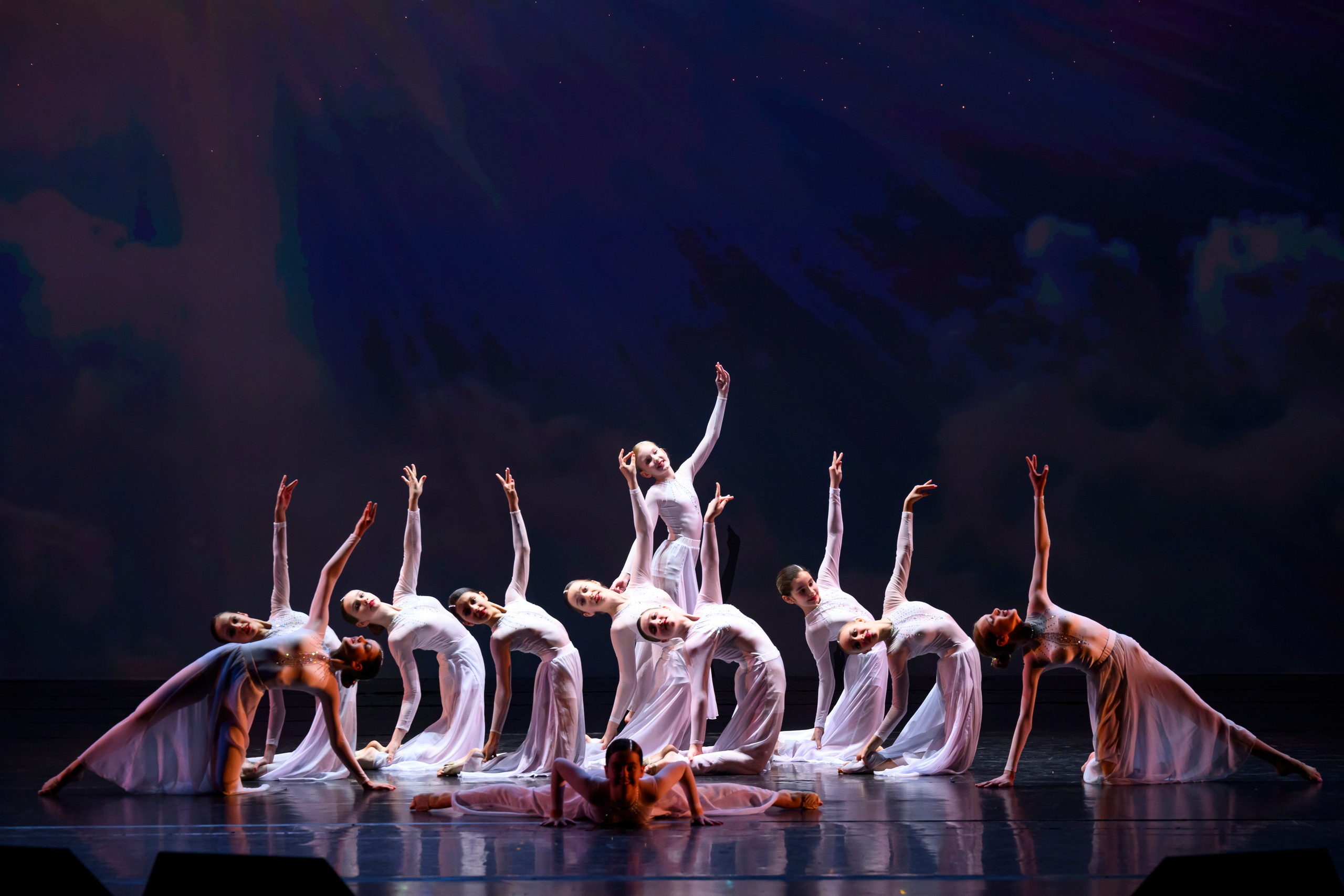 23 апреля, часть 1, БКЗ Октябрьский, г. Санкт-Петербург. Золотое яблочко