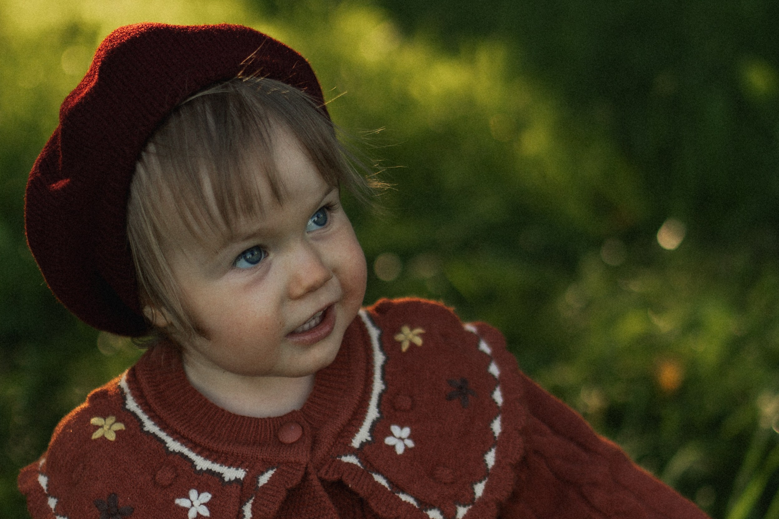 София и Мира. Главная