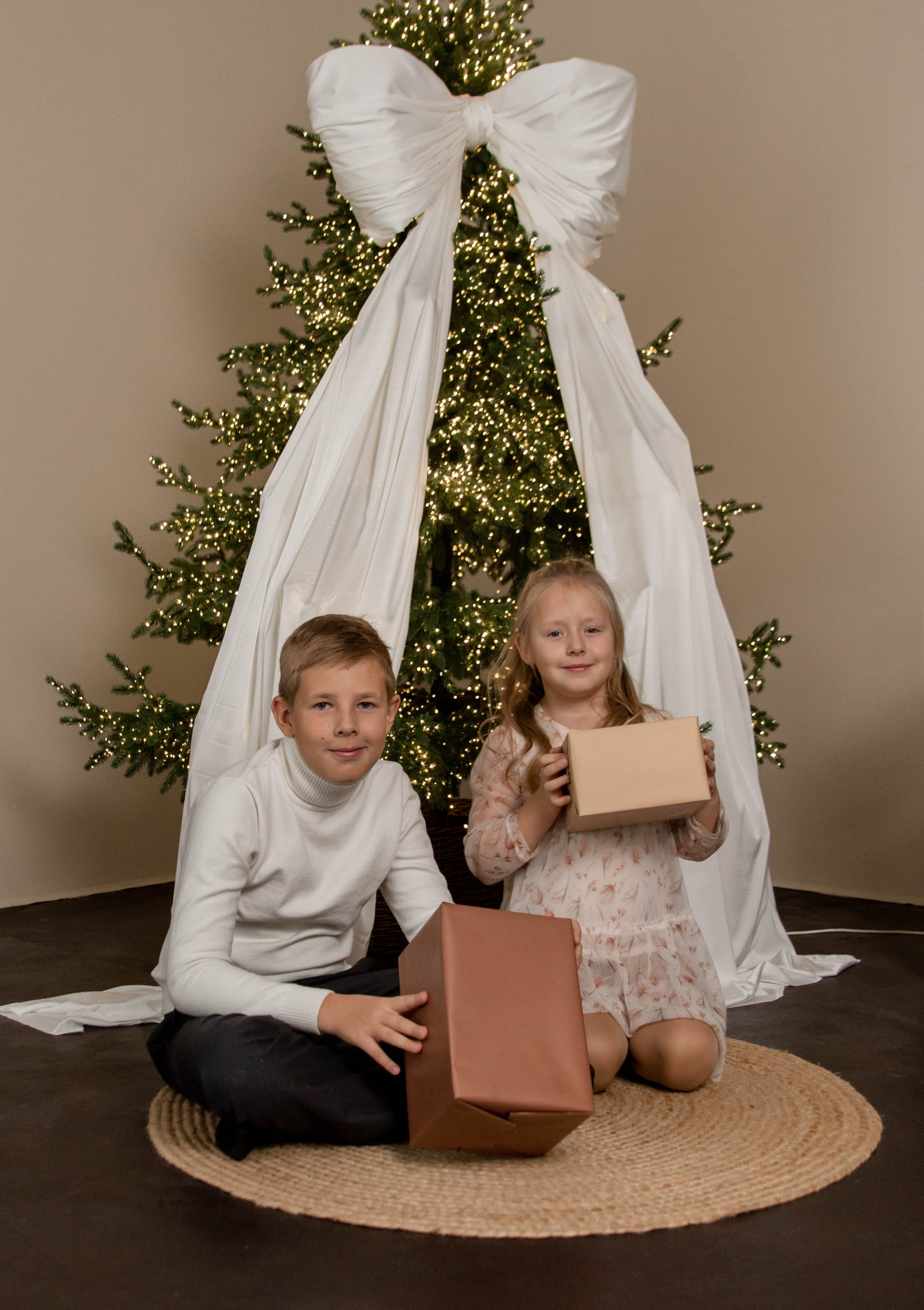 Семейная новогодняя. ФОТОГРАФ ~ Виктория Ивченко ~ Старый Оскол