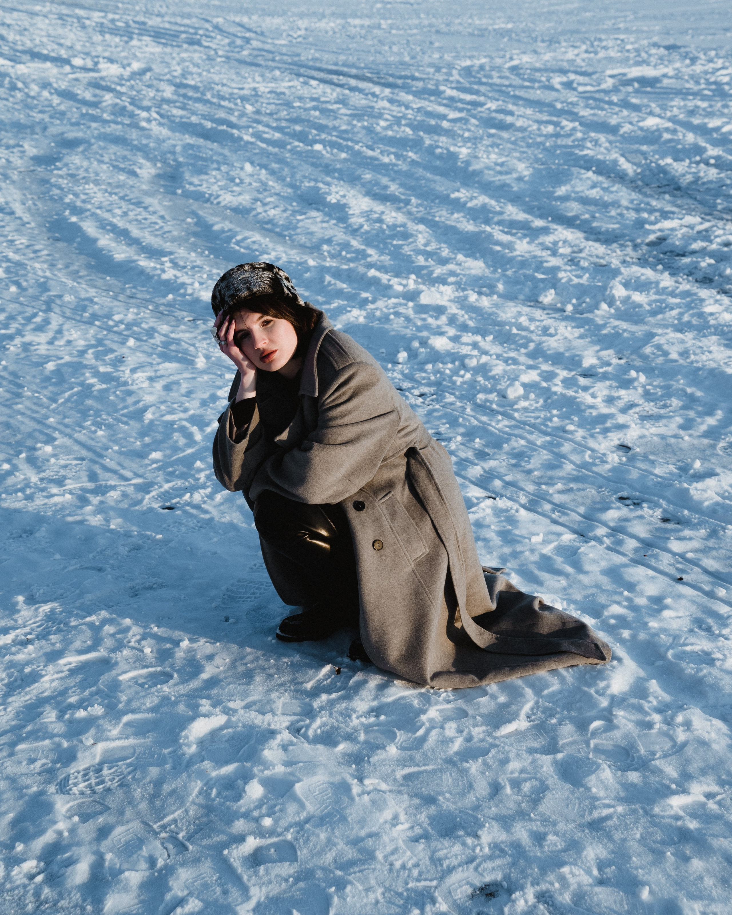 Фотосъёмка с цветком на льду на Ростовском море