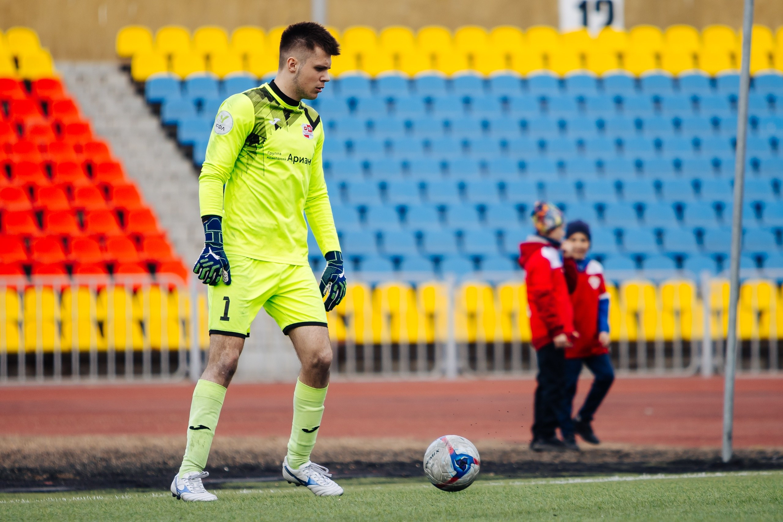 ФК «Металлург-Магнитогорск» vs ФК «ОСШ-Челябинск-М» // 05.04.25. Денис Прохоров Фотограф в г. Магнитогорск