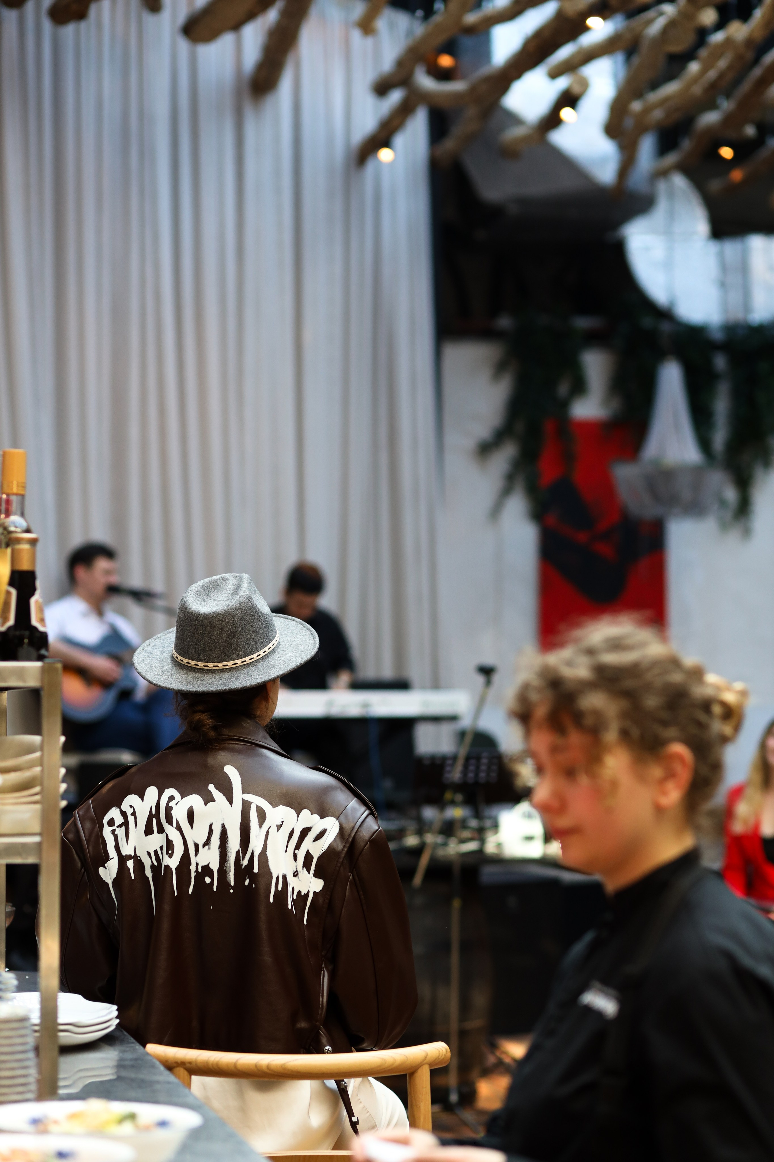 Gastrodvor 8 March. Дженбаз Павел — фотограф в Ялте