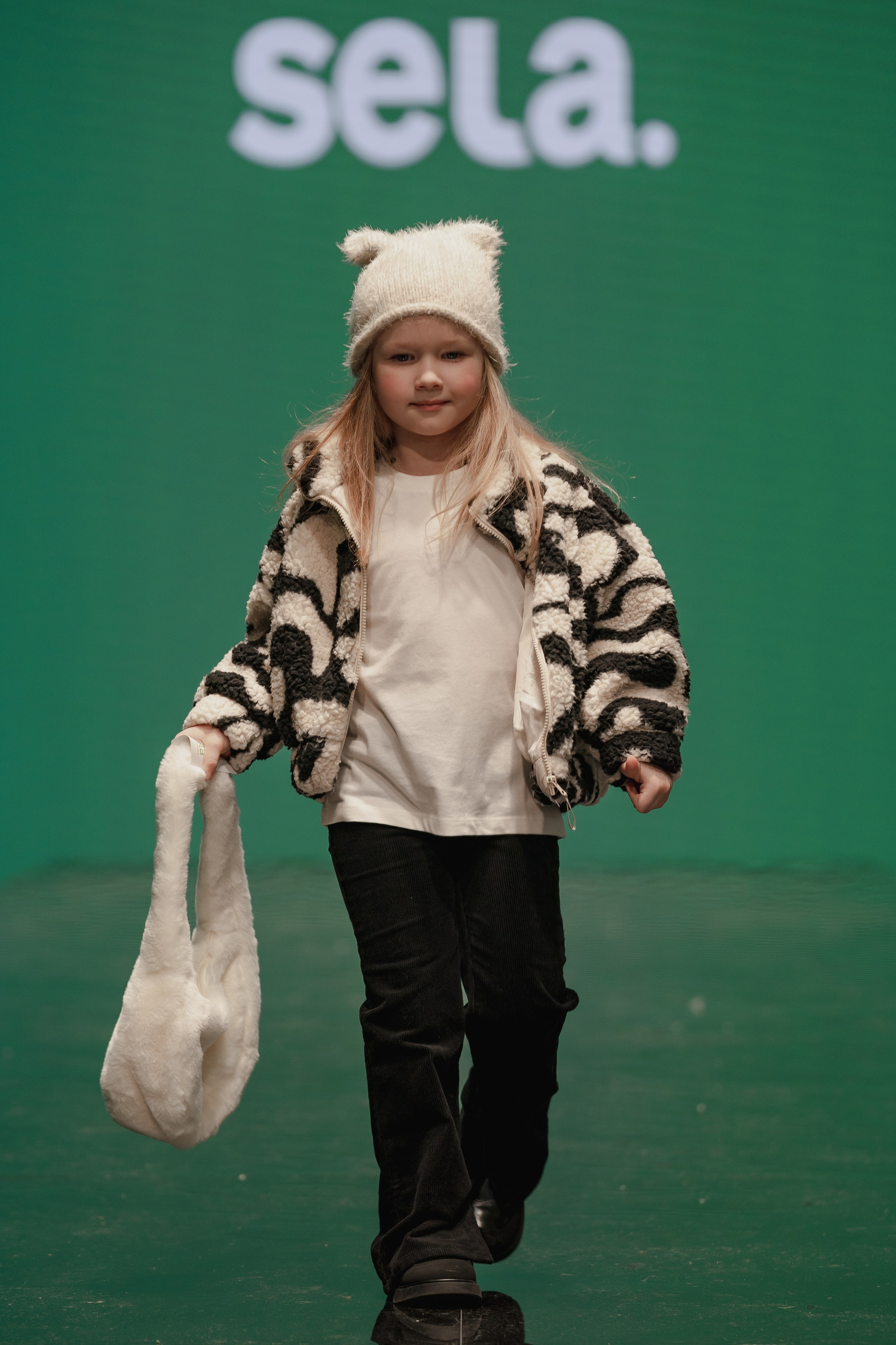 Fashion show SELA. Фэшн-фотограф в Санкт-Петербурге Дарья Семиколенных