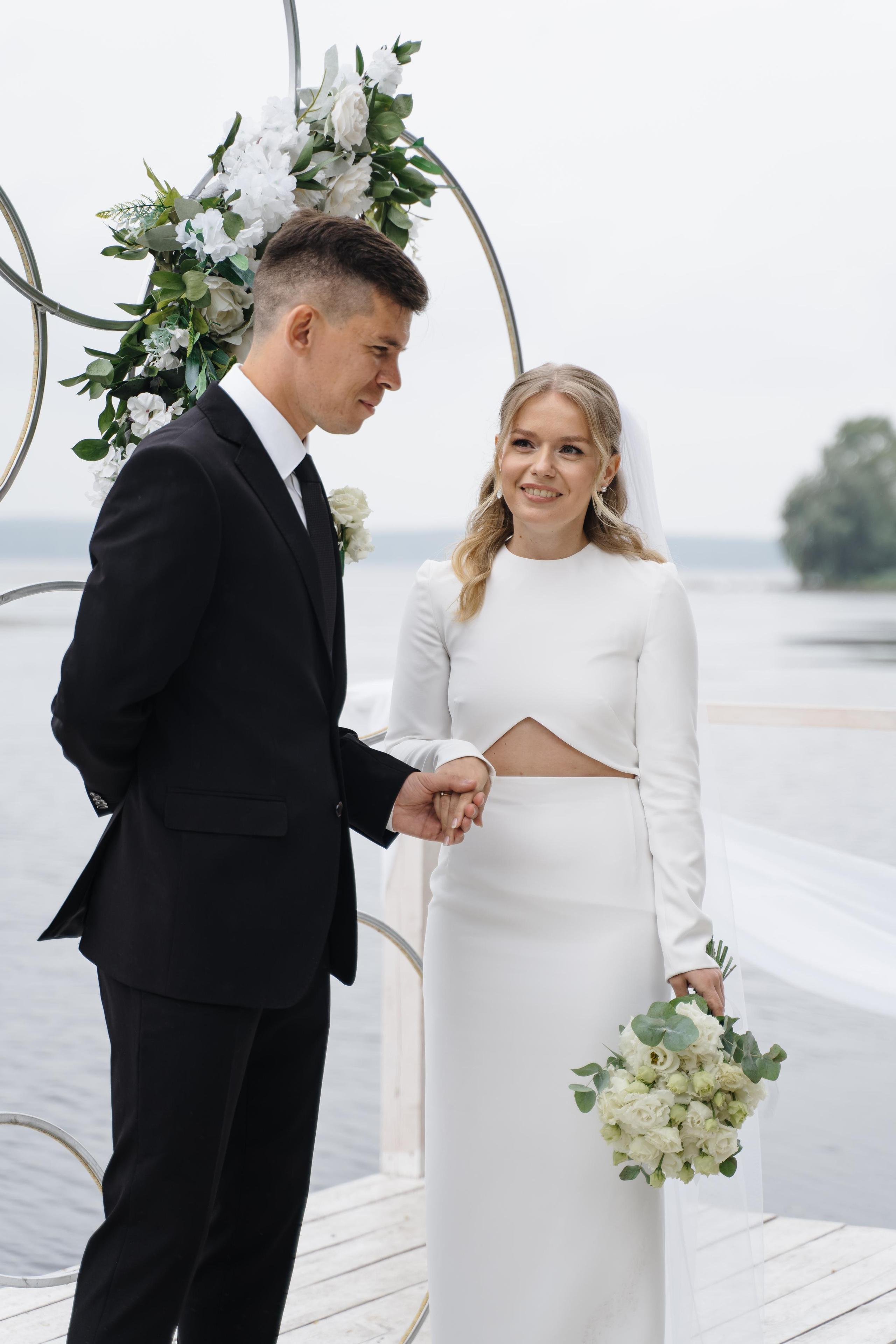 Александр и Анастасия. Свадебный фотограф Анастасия Хабарова в Новоуральске и Екатеринбурге