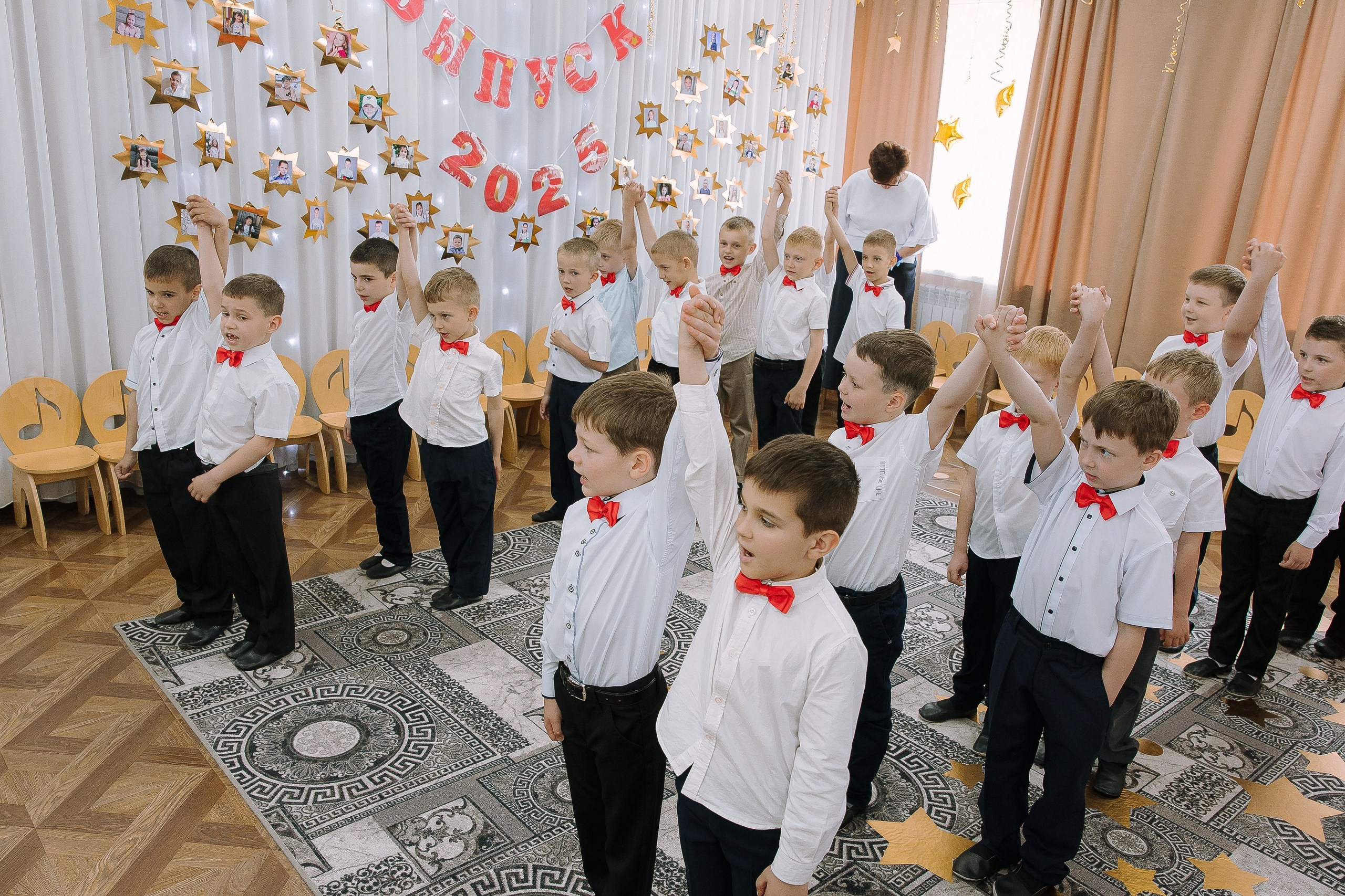 Выпускной в ДС 26. Выпускные альбомы Натальи Бутко: Новороссийск, Анапа, Геленджик