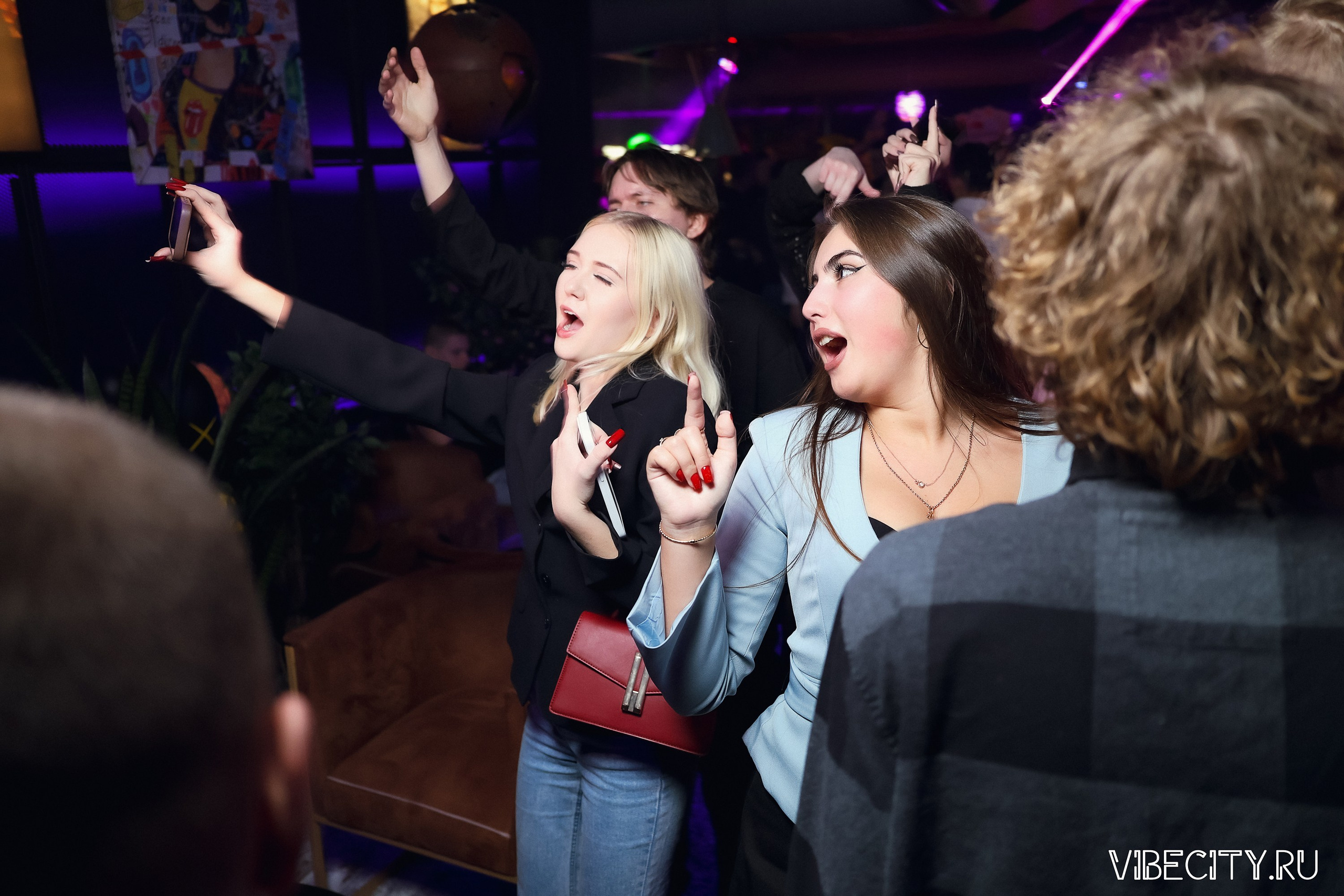 DOUBLE U. VIBECITY.RU Вайб Сити Ру Фоторепортажи Фотоотчеты Калининград