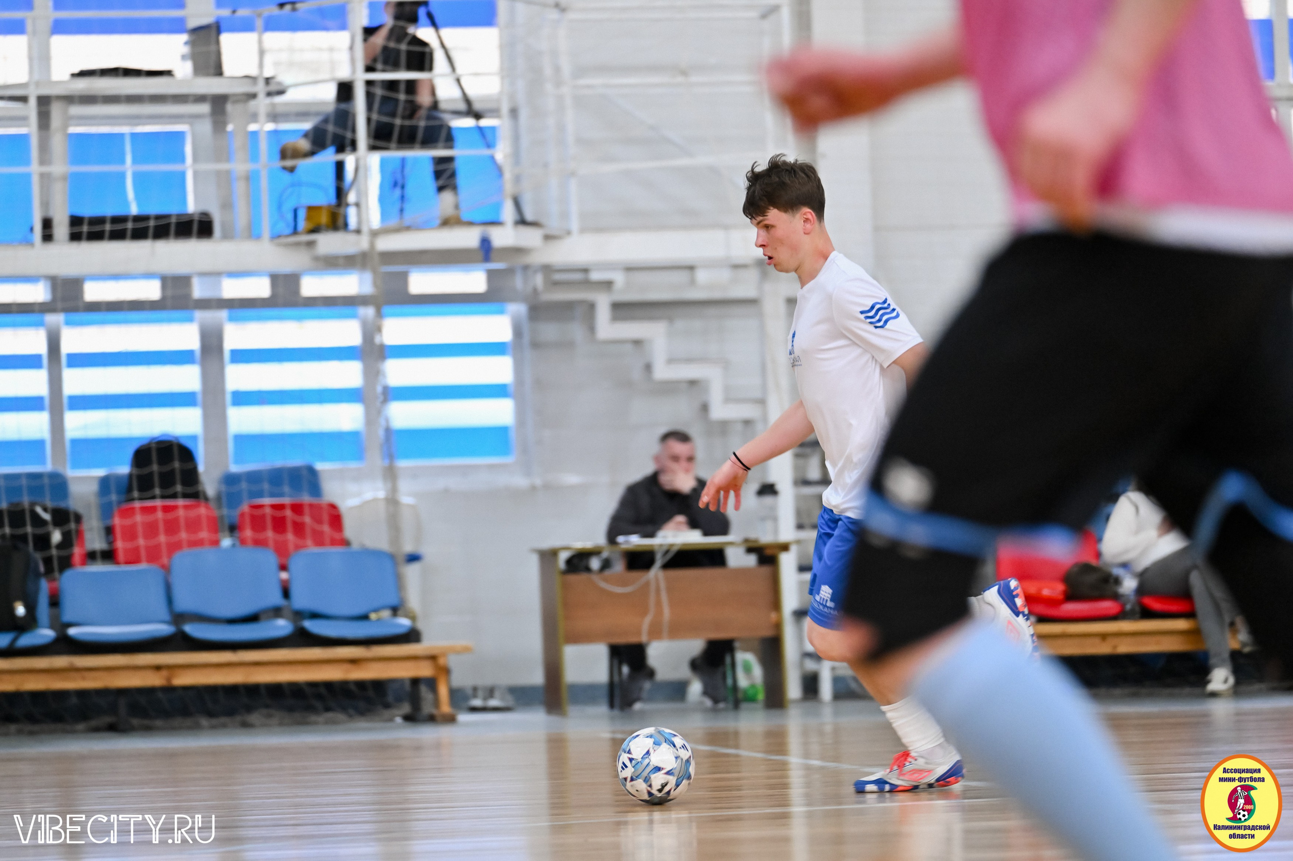 8 тур Корпоративной Бизнес-Лиги по футзалу. VIBECITY.RU Вайб Сити Ру Фоторепортажи Фотоотчеты Калининград