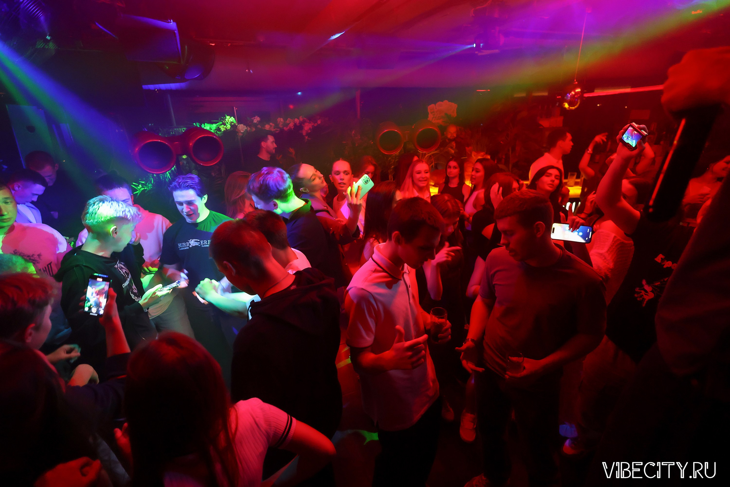 DOUBLE U. VIBECITY.RU Вайб Сити Ру Фоторепортажи Фотоотчеты Калининград