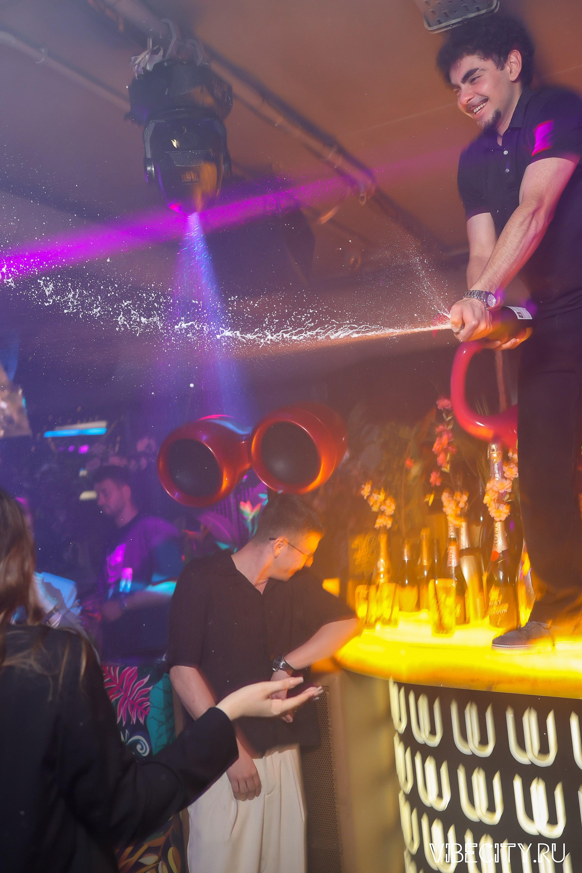 DOUBLE U. VIBECITY.RU Вайб Сити Ру Фоторепортажи Фотоотчеты Калининград