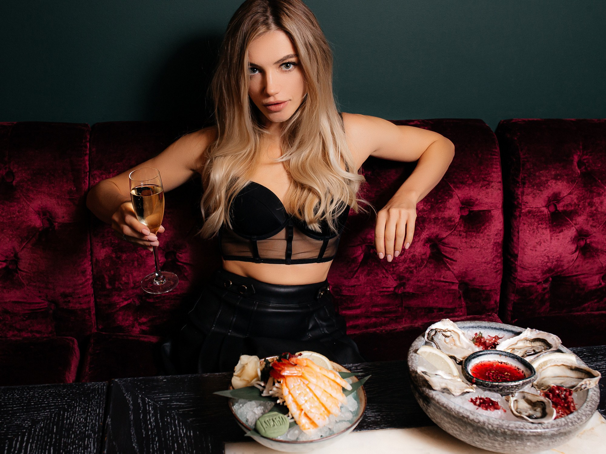 Ресторан ASABI. Репортажный фотограф Макс Брагин