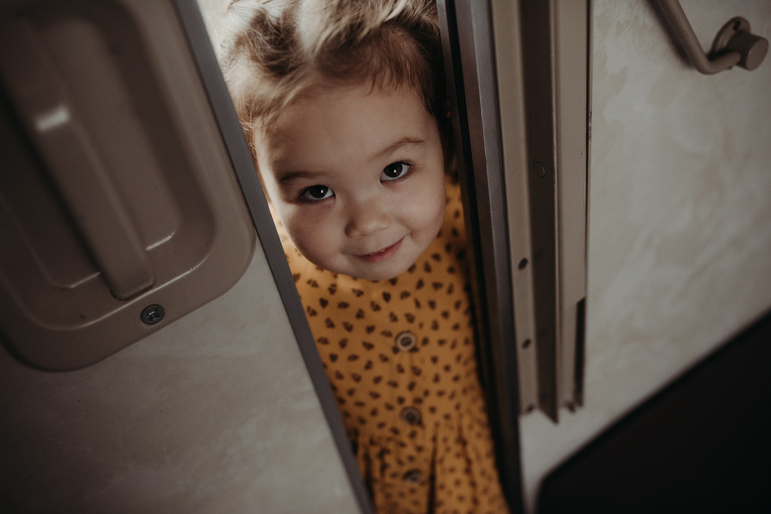 Алиса едет к бабушке. Семейный и детский фотограф в Новосибирске и Краснообске — Анна Ким