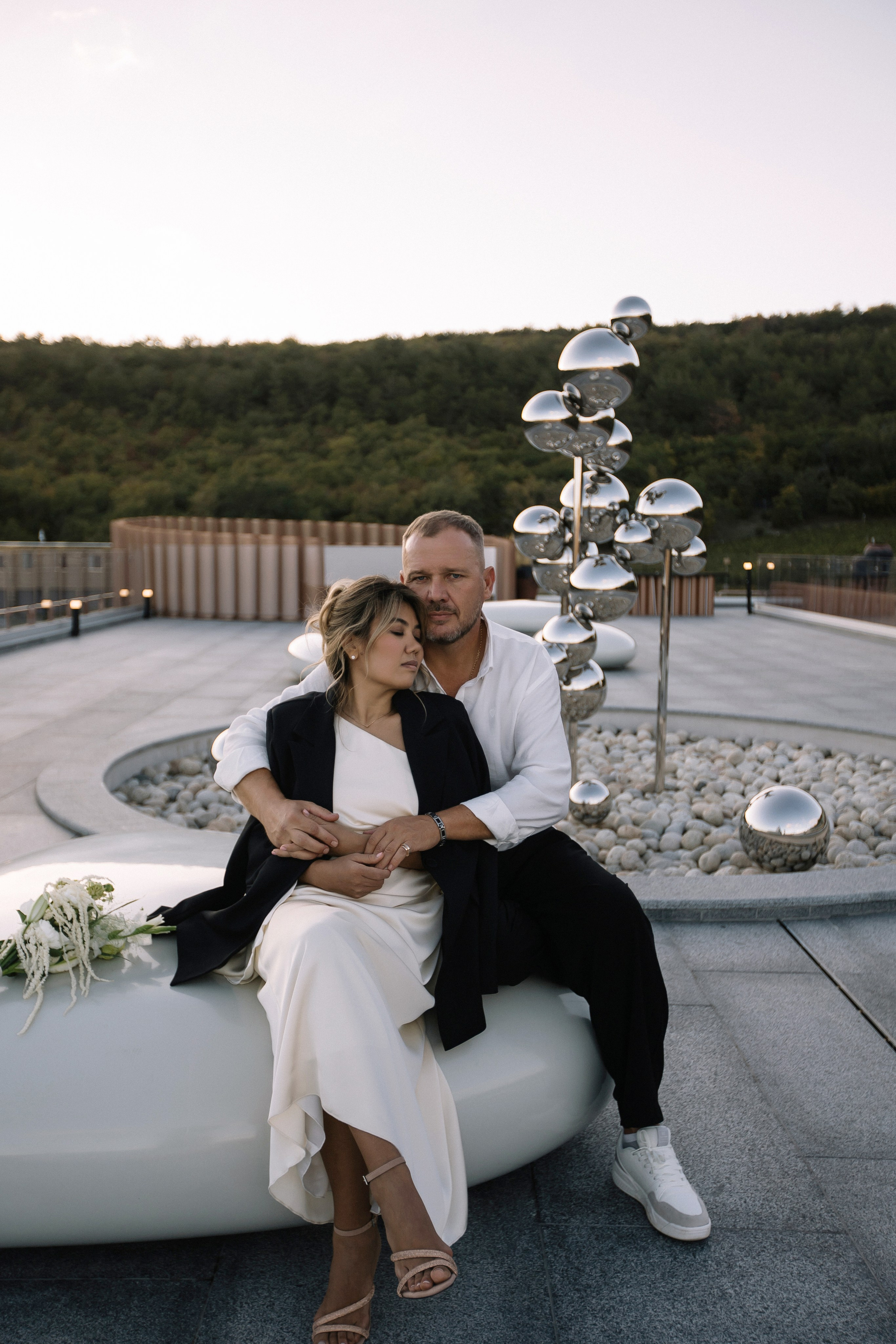 Александр и Гузель. Свадьба для двоих. Винодельня AYA. Фотограф Анна Лейман. Севастополь