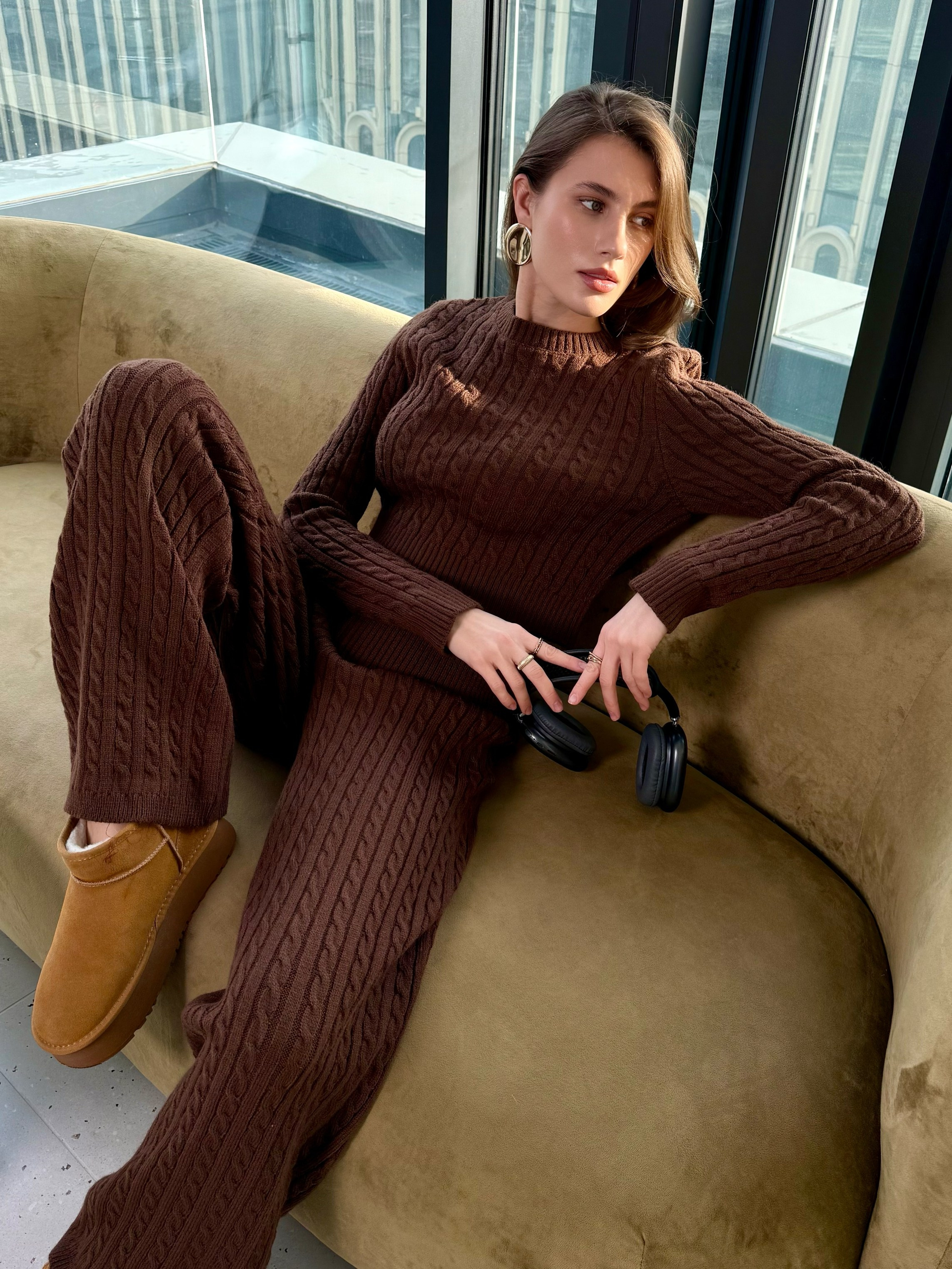 Mob.content. 595 Production