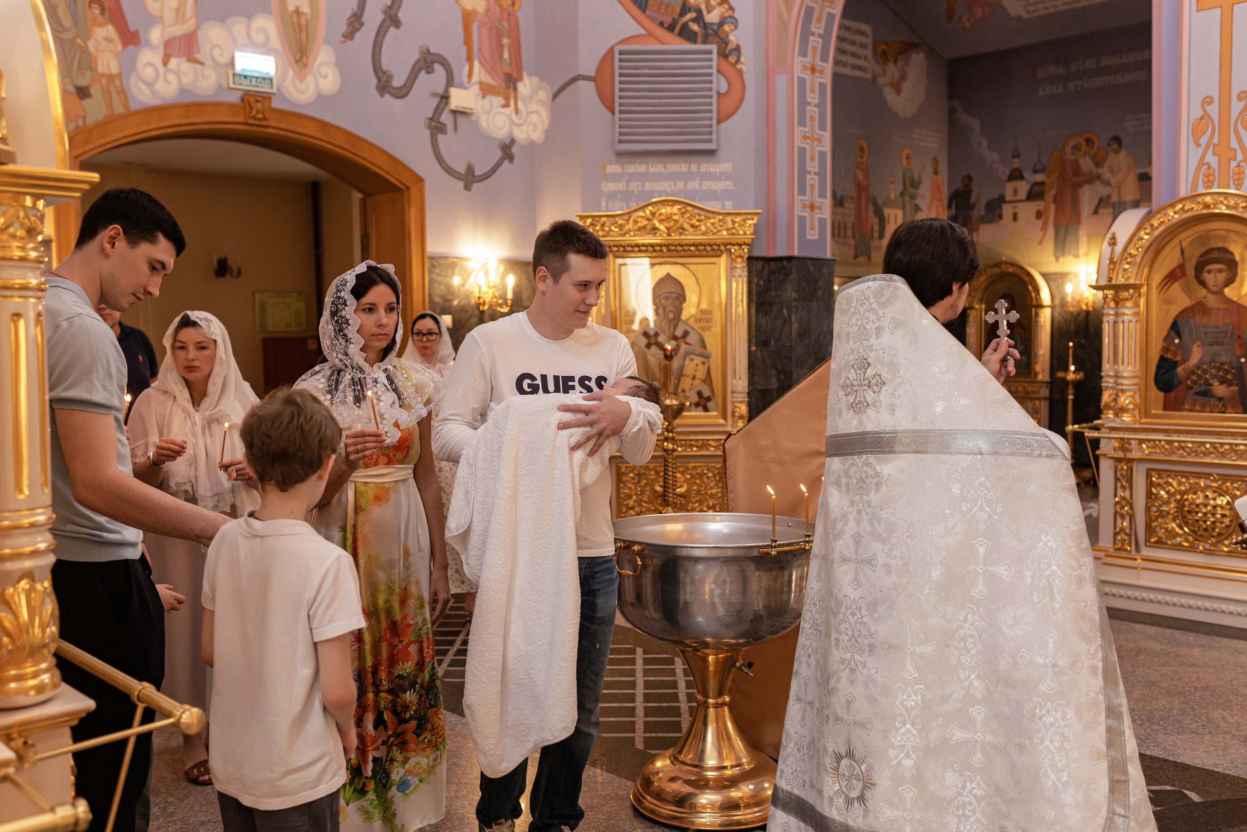 Храм Святой Блаженной Ксении Петербургской. Семейный фотограф в Санкт-Петербурге Любовь Савкина