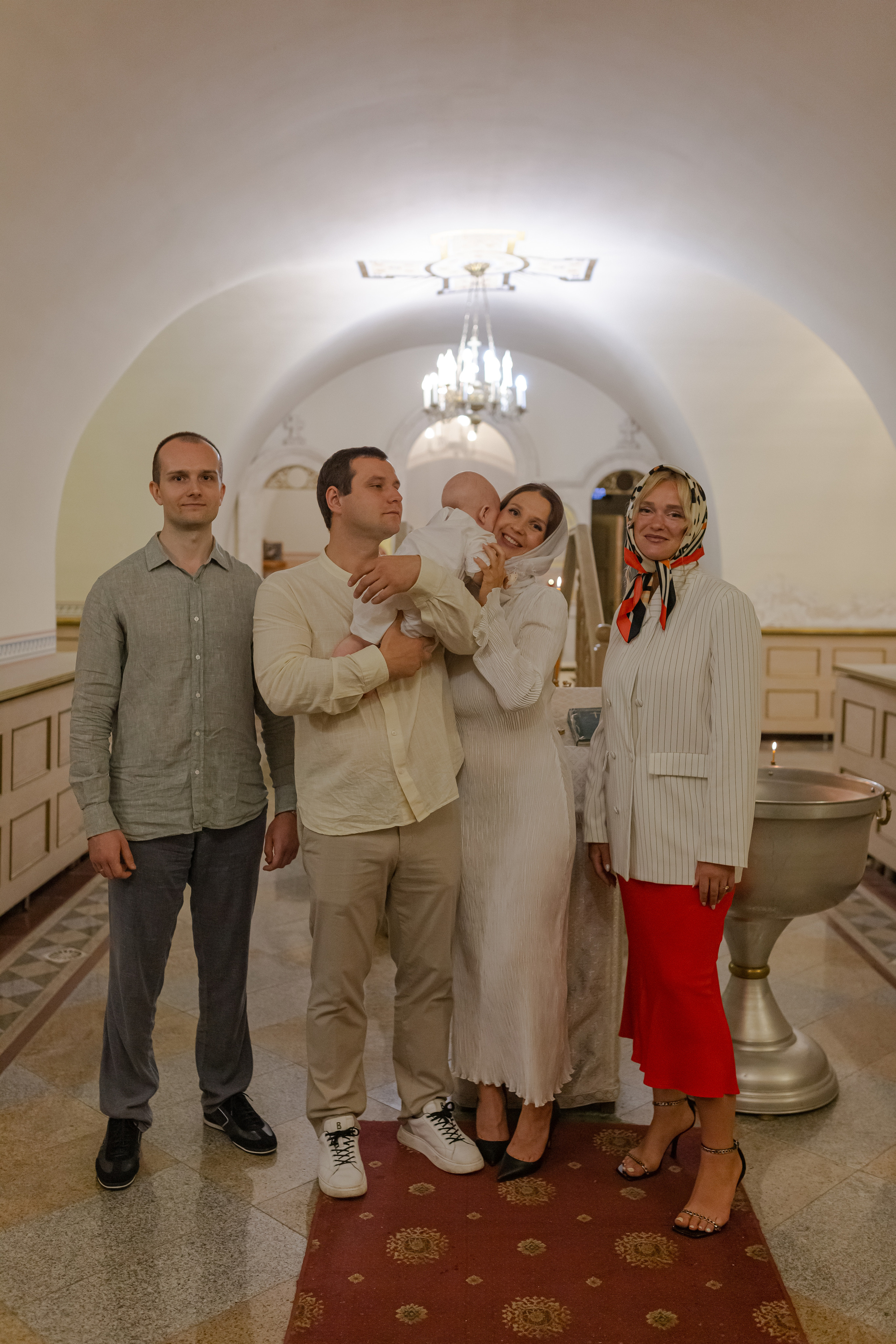 Троицкий собор Александро-Невской Лавры. Семейный фотограф в Санкт-Петербурге Любовь Савкина